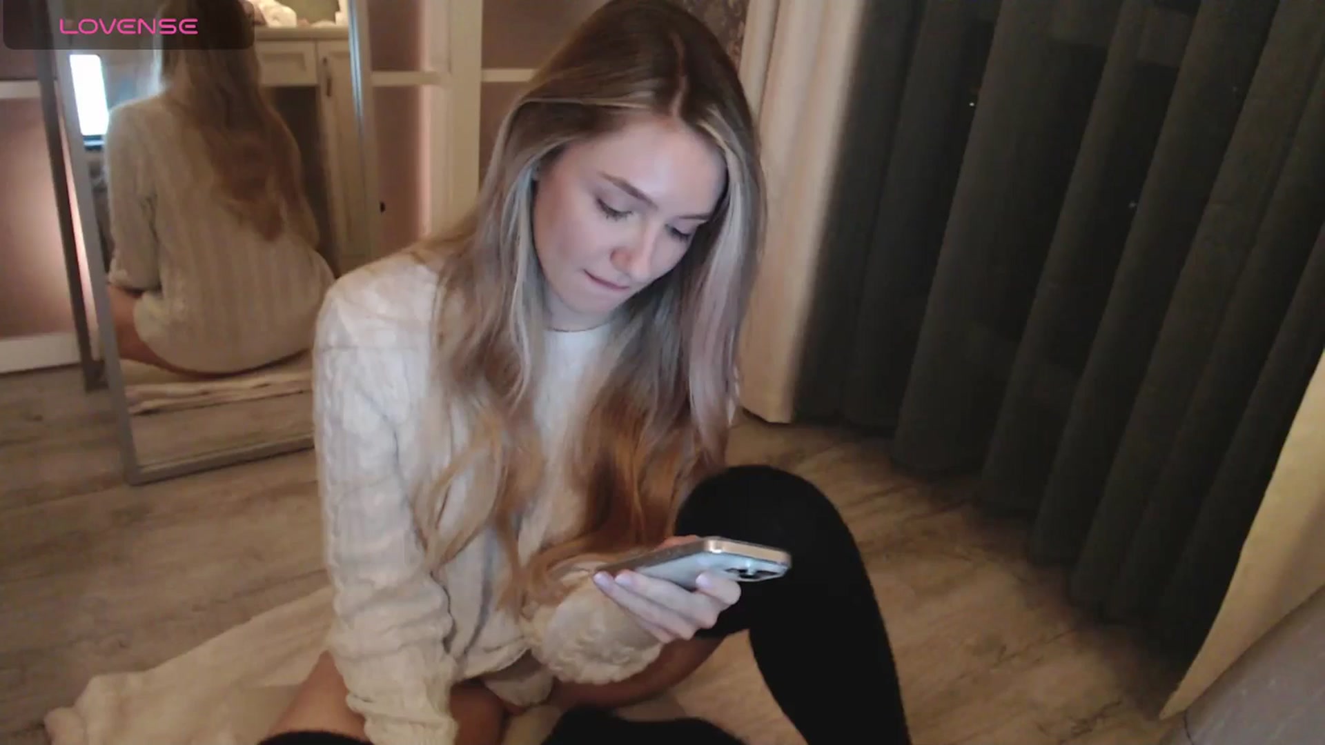 Gallery image thumbnail from Goddessblessu's myfreecams stream on, 03/31/2025, 19:18 image 2 of 20