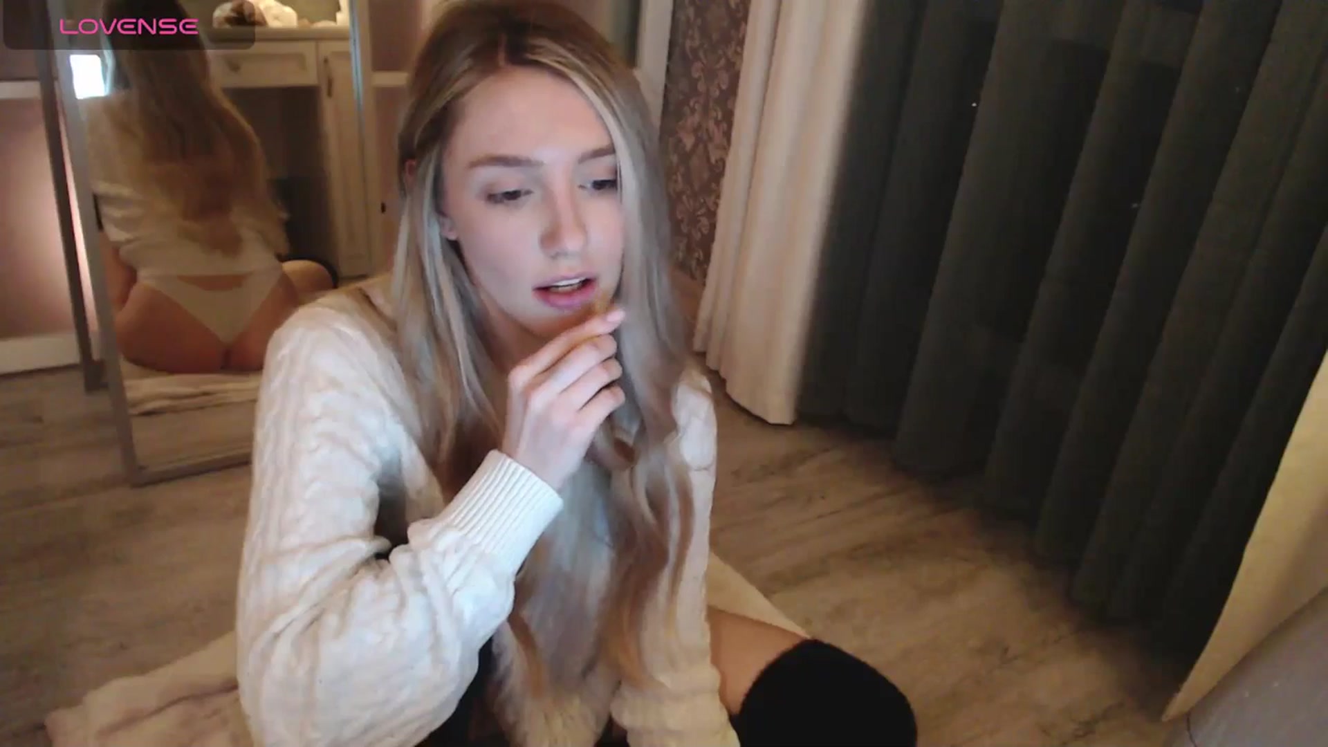 Gallery image thumbnail from Goddessblessu's myfreecams stream on, 03/31/2025, 19:18 image 4 of 20