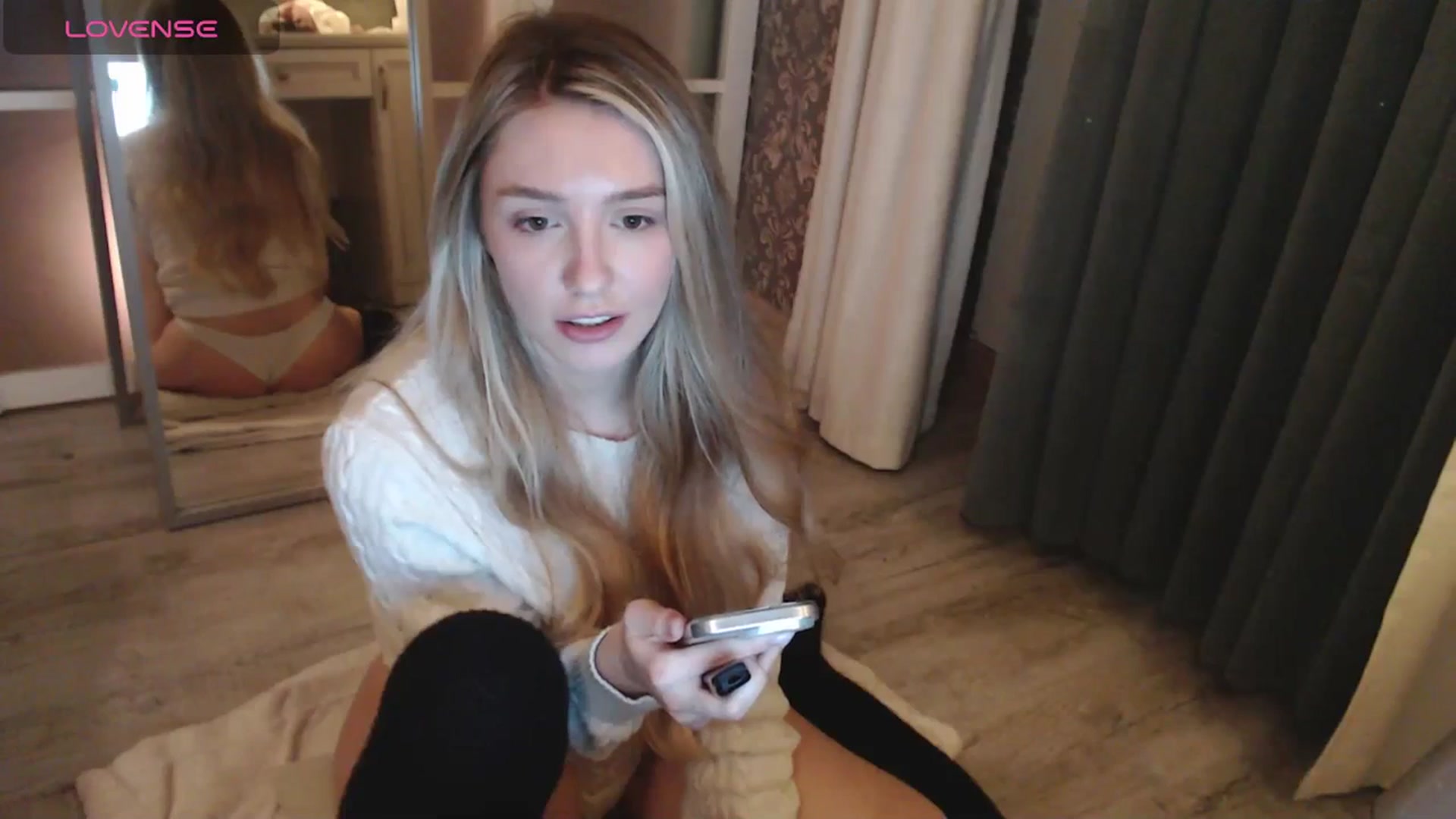 Gallery image thumbnail from Goddessblessu's myfreecams stream on, 03/31/2025, 19:18 image 17 of 20