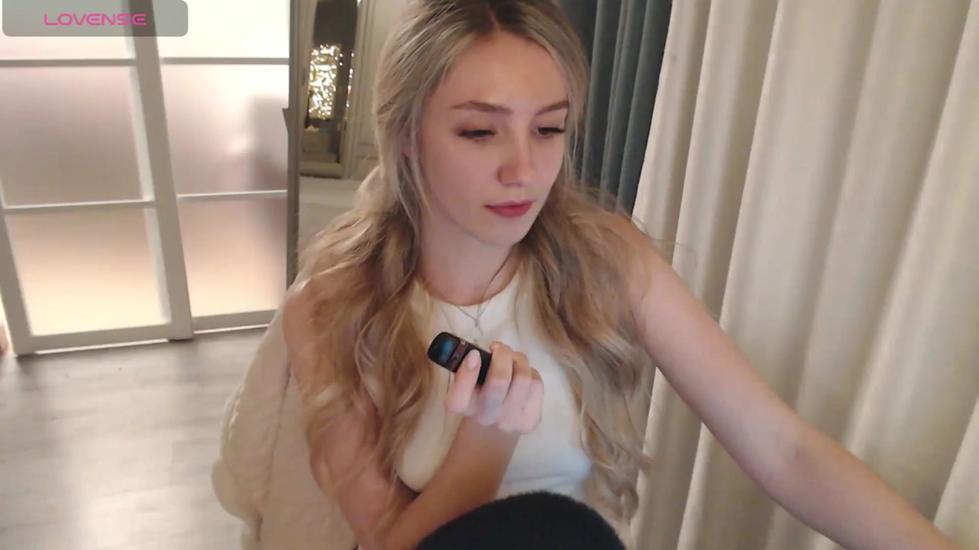 Gallery image thumbnail from Goddessblessu's myfreecams stream on, 04/01/2025, 21:25 image 3 of 20