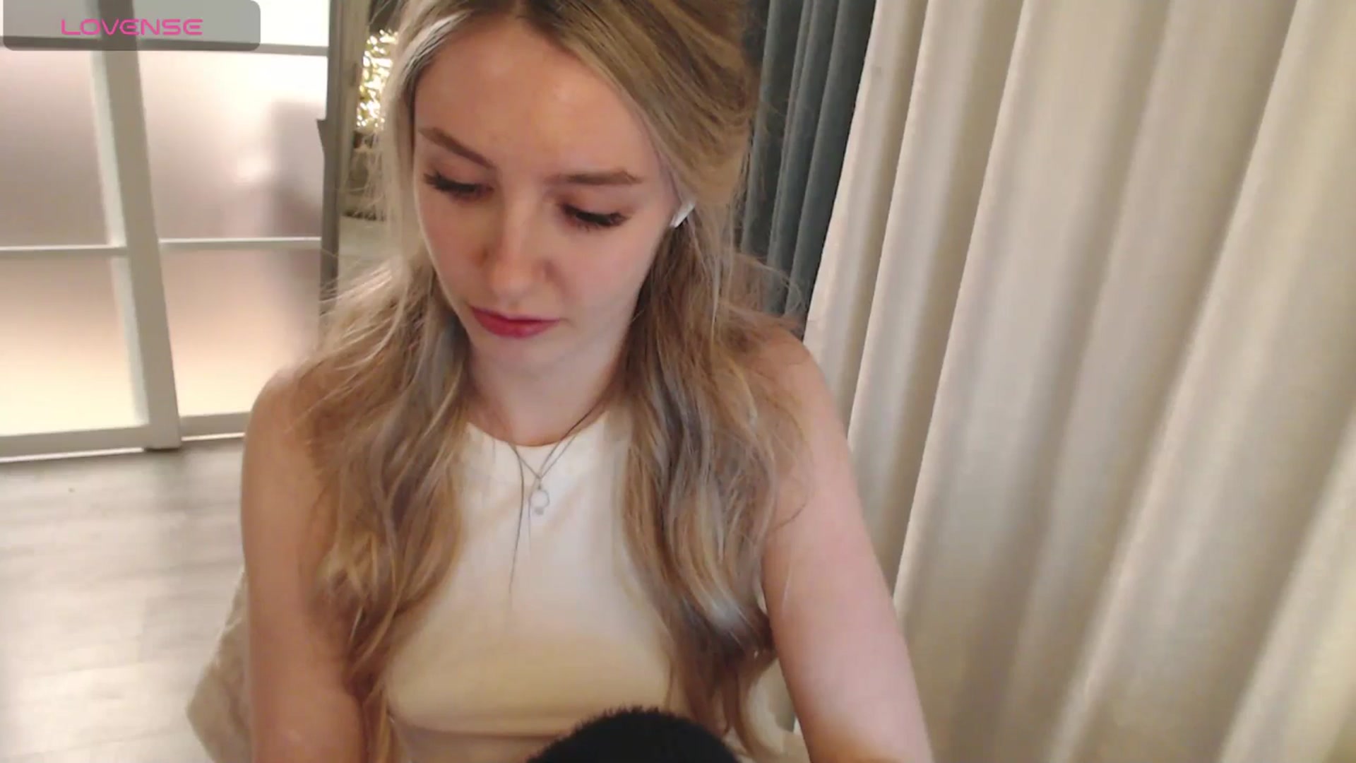 Gallery image thumbnail from Goddessblessu's myfreecams stream on, 04/01/2025, 21:25 image 18 of 20