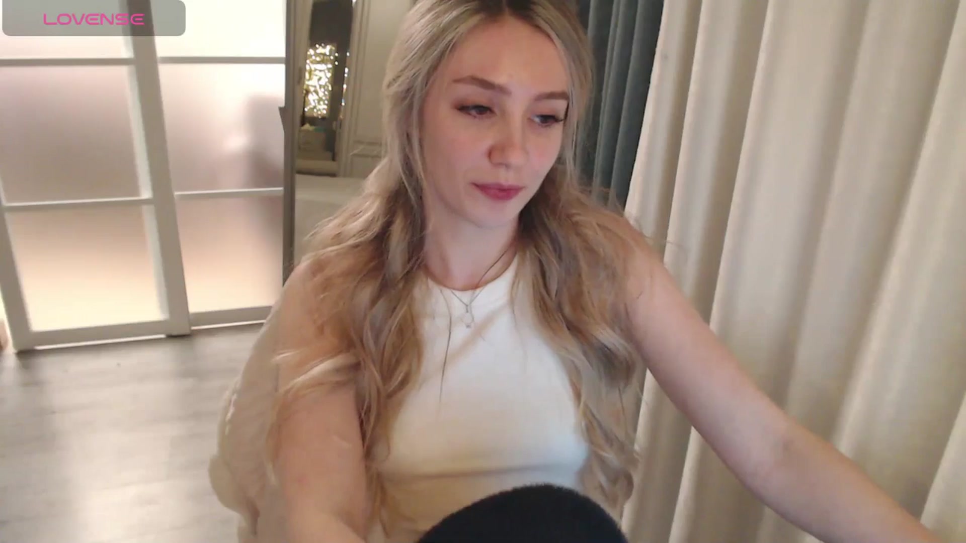 Gallery image thumbnail from Goddessblessu's myfreecams stream on, 04/01/2025, 21:25 image 5 of 20