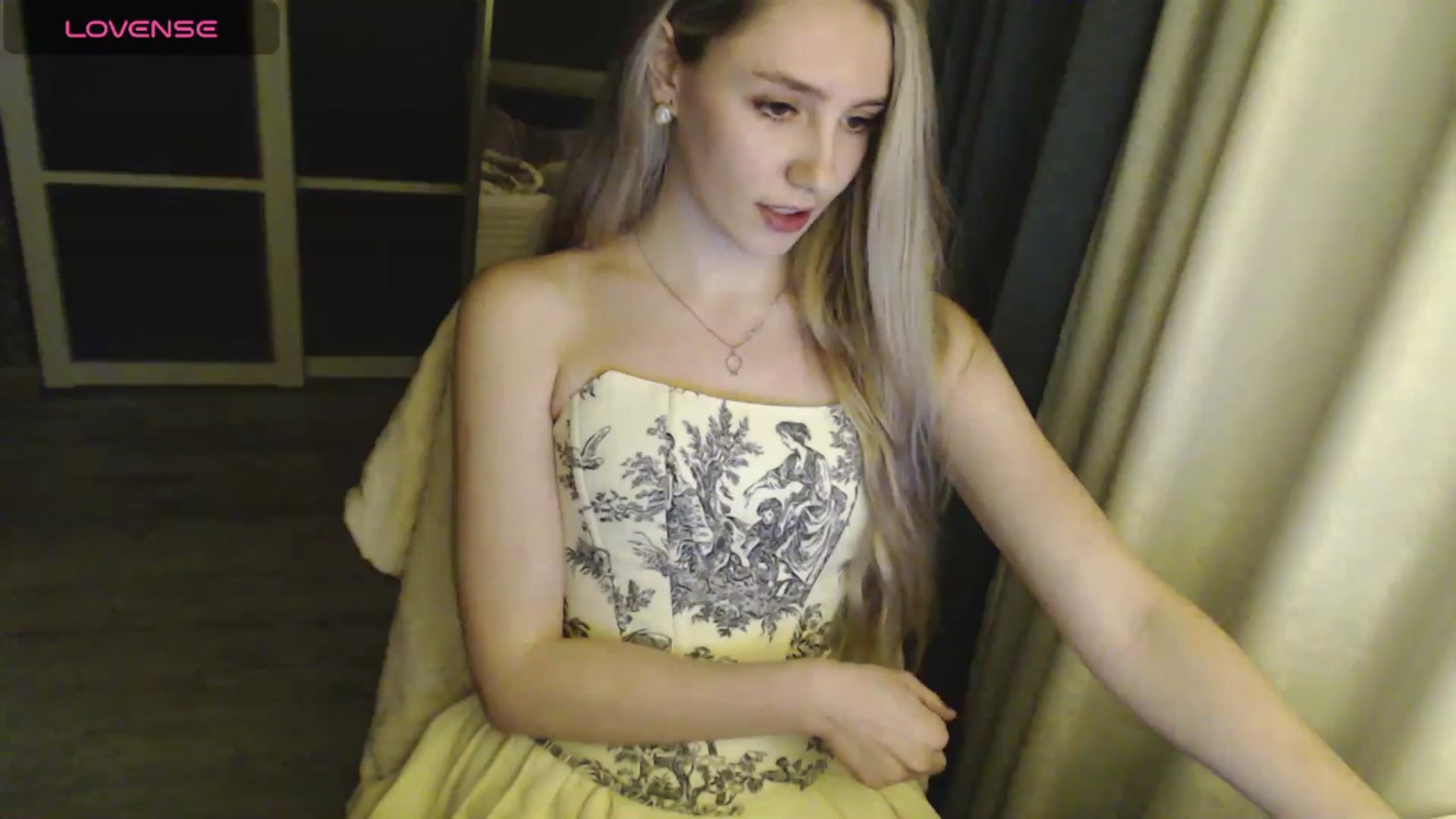 Gallery image thumbnail from Goddessblessu's myfreecams stream on, 04/05/2025, 22:14 image 4 of 20