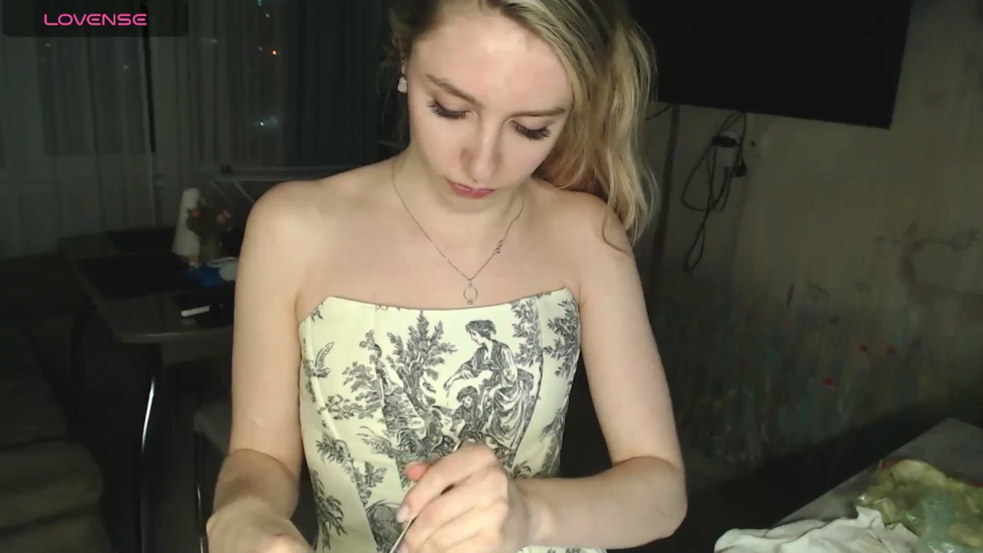 Gallery image thumbnail from Goddessblessu's myfreecams stream on, 04/05/2025, 23:05 image 12 of 20