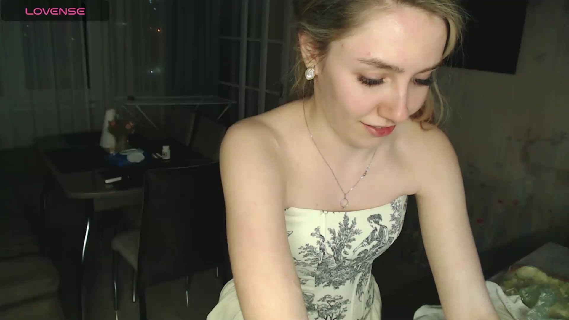 Gallery image thumbnail from Goddessblessu's myfreecams stream on, 04/05/2025, 23:05 image 7 of 20