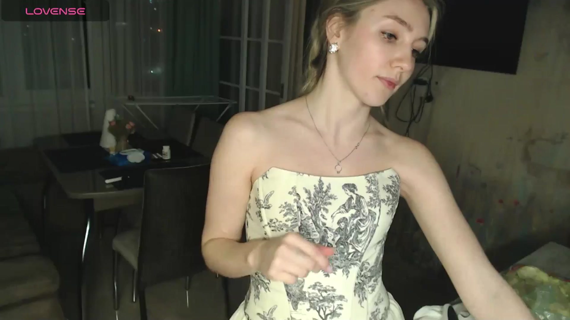 Gallery image thumbnail from Goddessblessu's myfreecams stream on, 04/05/2025, 23:05 image 9 of 20