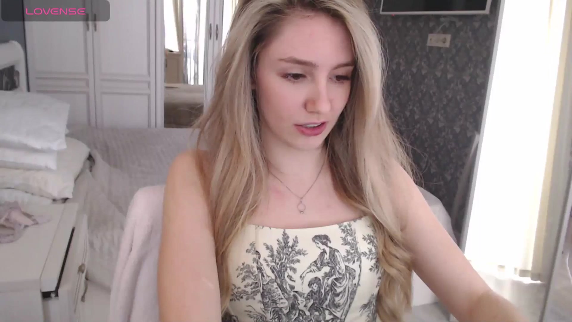 Gallery image thumbnail from Goddessblessu's myfreecams stream on, 04/13/2025, 10:50 image 8 of 20