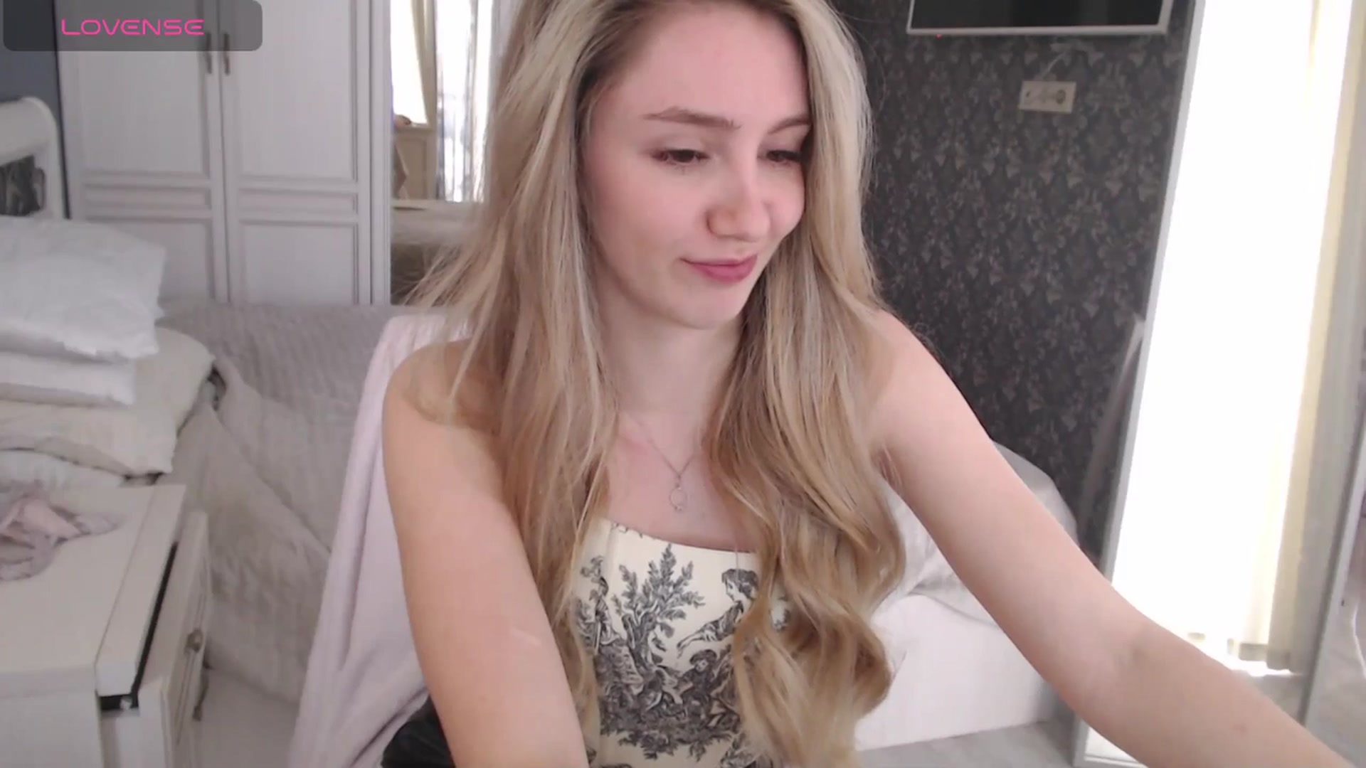 Gallery image thumbnail from Goddessblessu's myfreecams stream on, 04/13/2025, 10:50 image 15 of 20