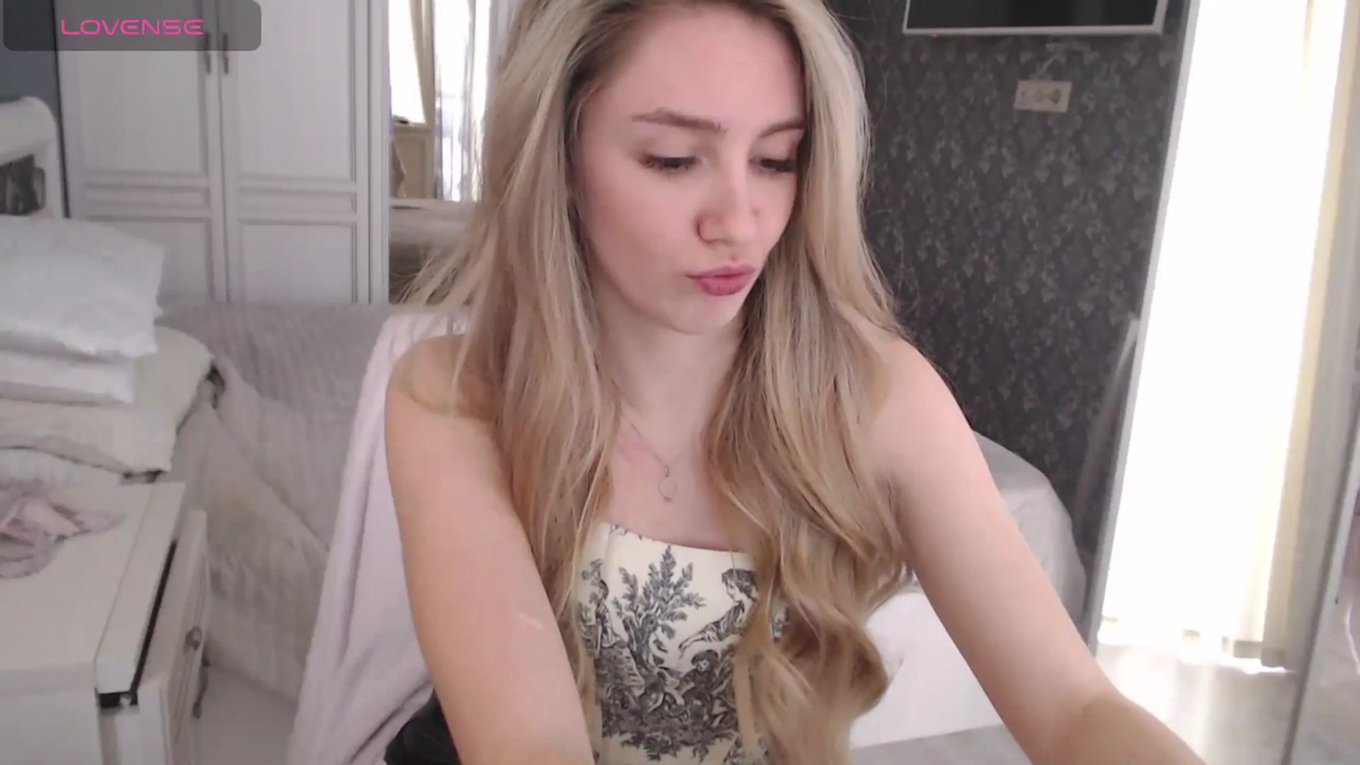 Gallery image thumbnail from Goddessblessu's myfreecams stream on, 04/13/2025, 10:50 image 14 of 20
