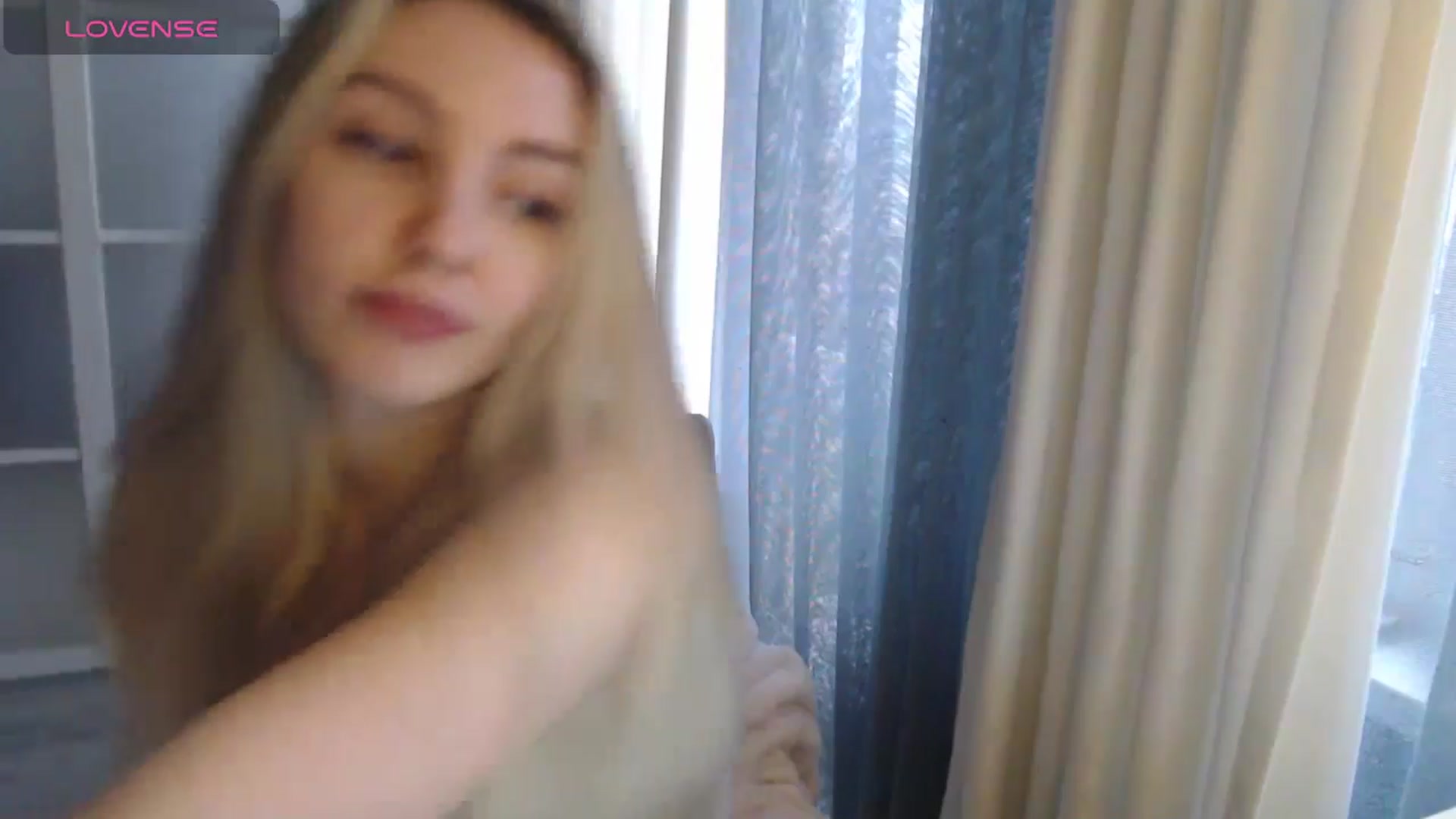 Gallery image thumbnail from Goddessblessu's myfreecams stream on, 04/20/2025, 15:36 image 10 of 20