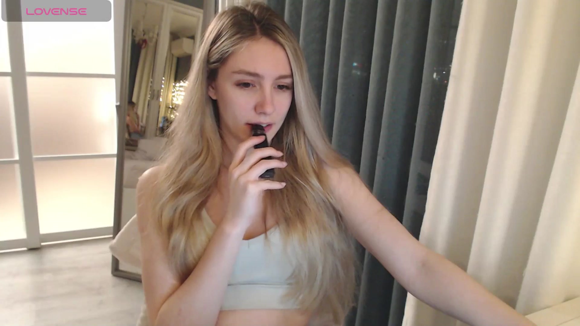 Gallery image thumbnail from Goddessblessu's myfreecams stream on, 04/22/2025, 21:05 image 17 of 20