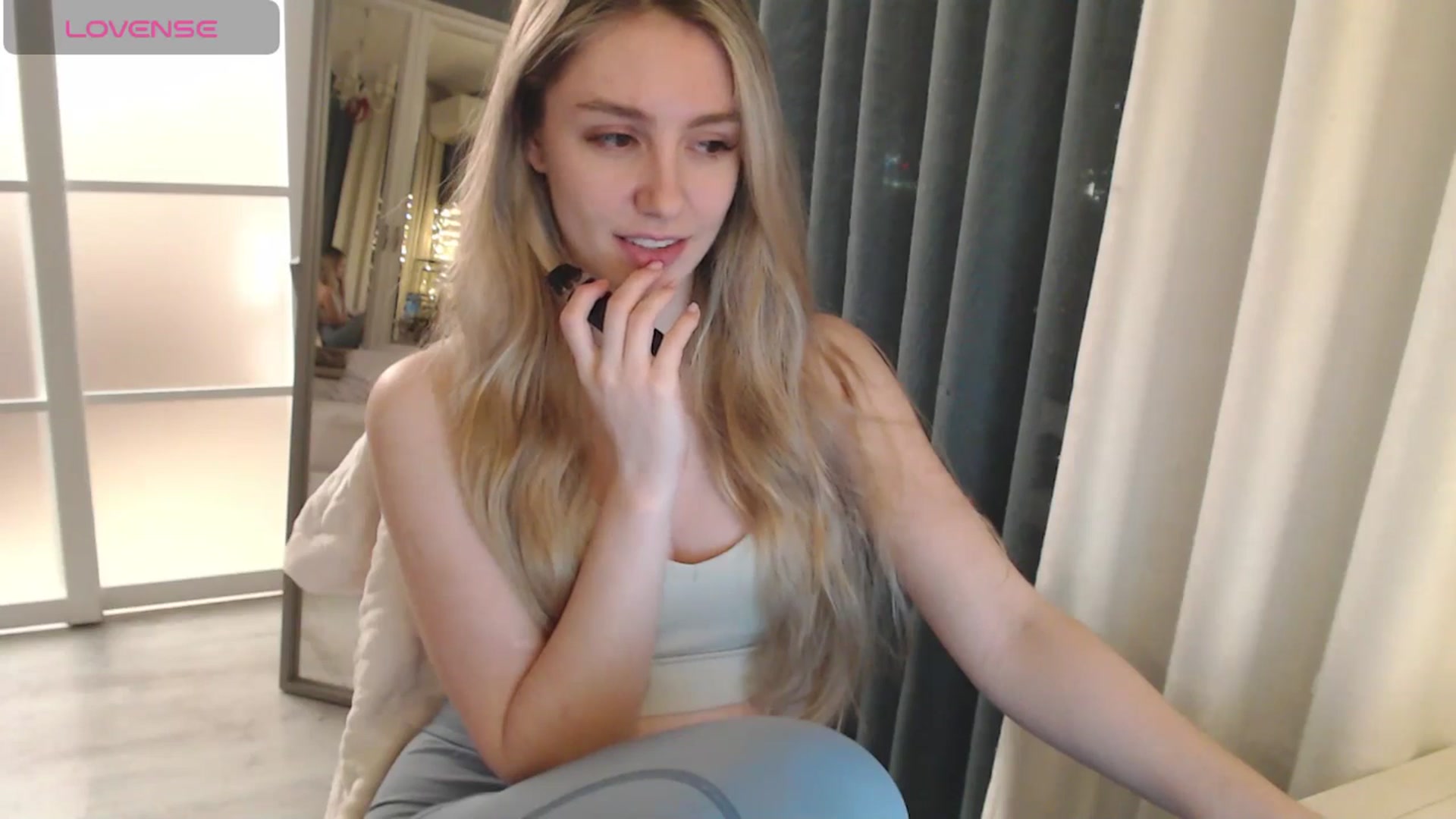 Gallery image thumbnail from Goddessblessu's myfreecams stream on, 04/22/2025, 21:05 image 5 of 20