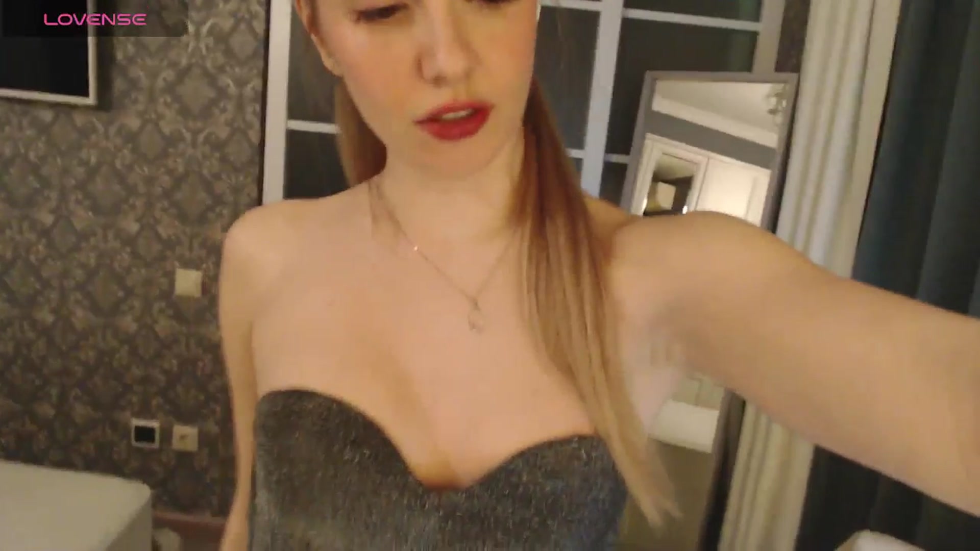 Gallery image thumbnail from Goddessblessu's myfreecams stream on, 04/25/2025, 22:46 image 5 of 20