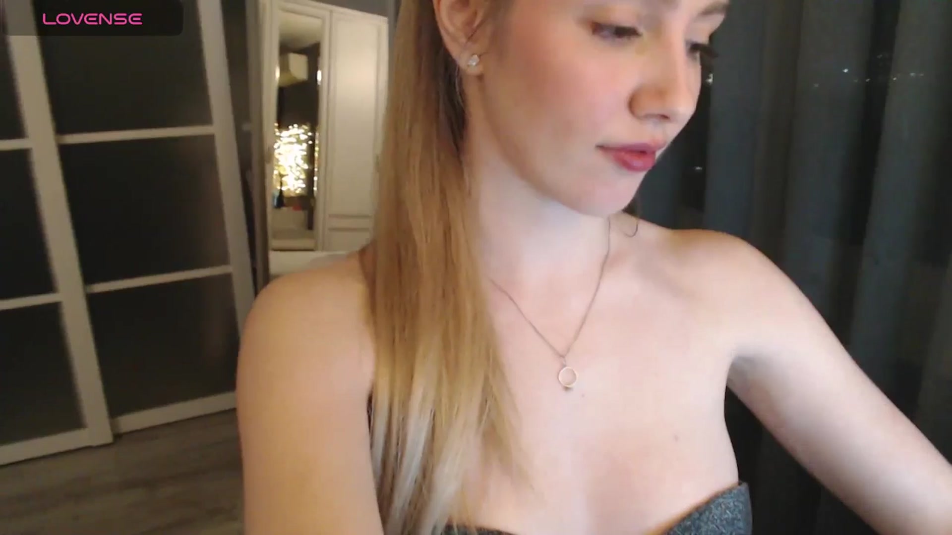 Gallery image thumbnail from Goddessblessu's myfreecams stream on, 04/25/2025, 22:46 image 9 of 20