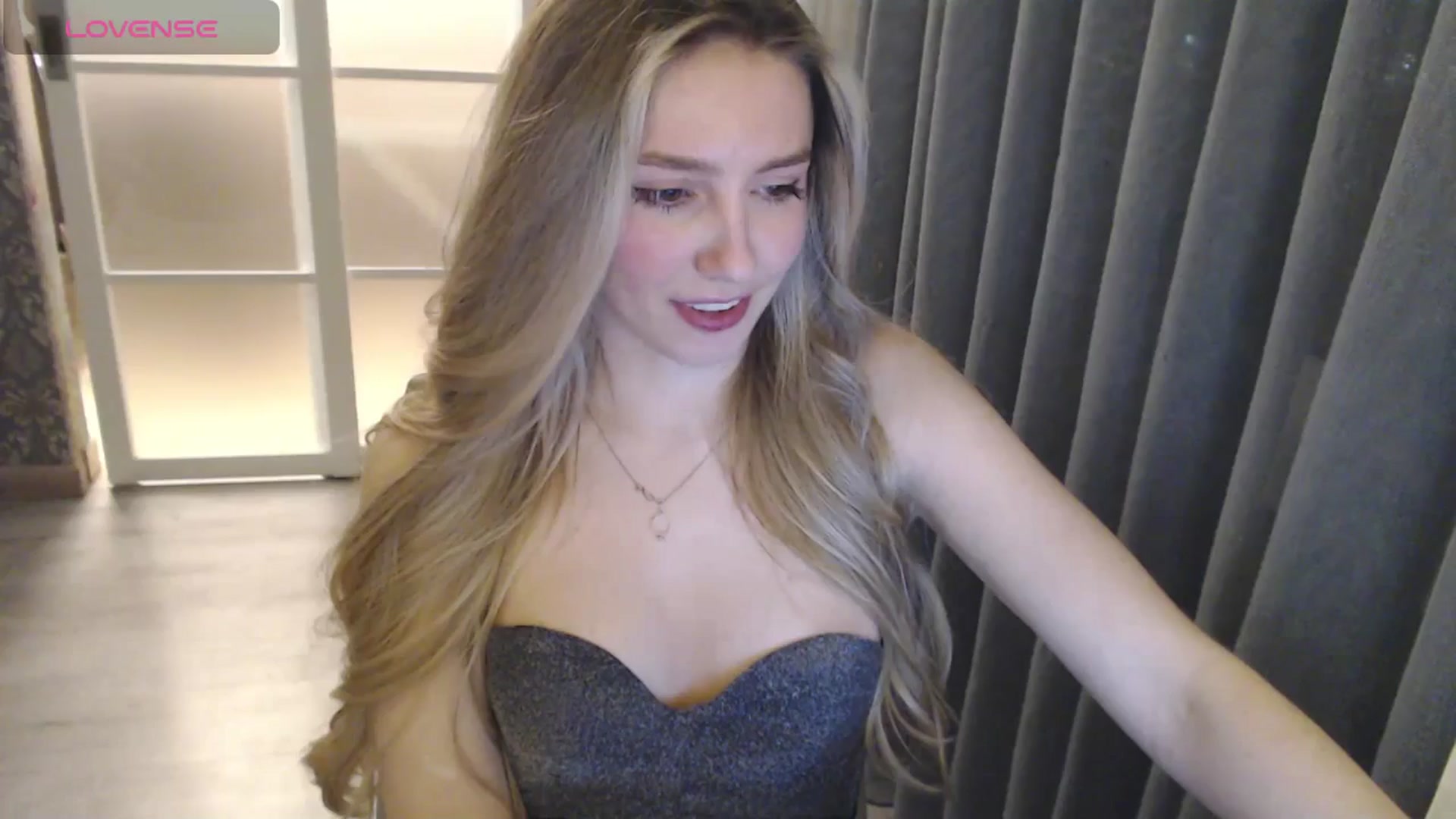 Gallery image thumbnail from Goddessblessu's myfreecams stream on, 04/27/2025, 19:08 image 1 of 20