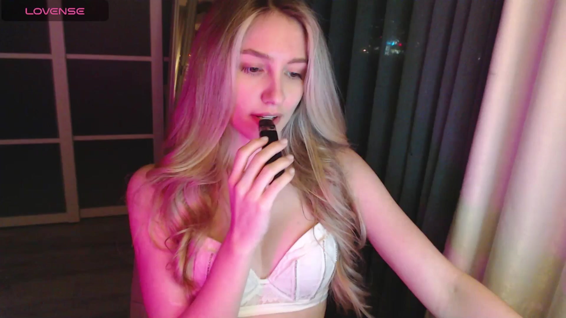 Gallery image thumbnail from Goddessblessu's myfreecams stream on, 04/30/2025, 20:52 image 1 of 20