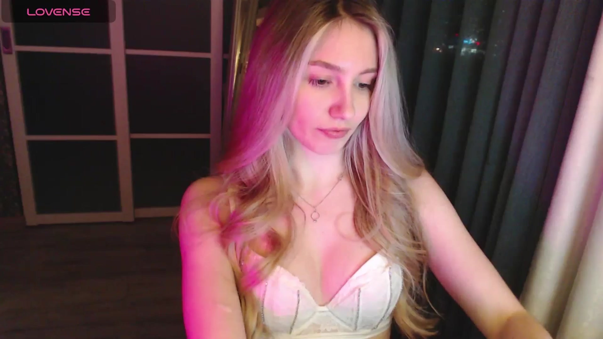 Gallery image thumbnail from Goddessblessu's myfreecams stream on, 04/30/2025, 20:52 image 10 of 20