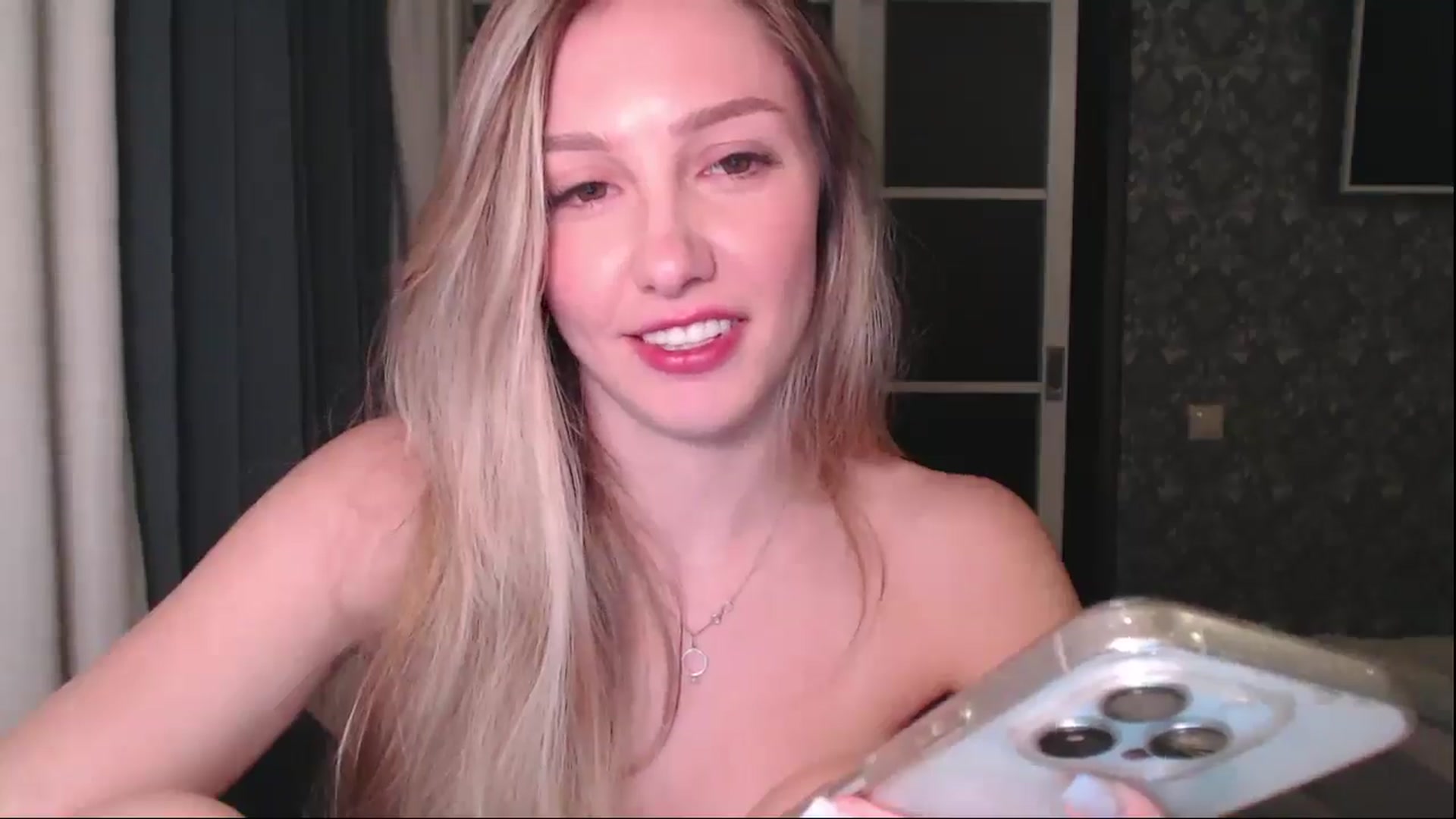 Gallery image thumbnail from Goddessblessu's myfreecams stream on, 07/29/2025, 21:12 image 11 of 20
