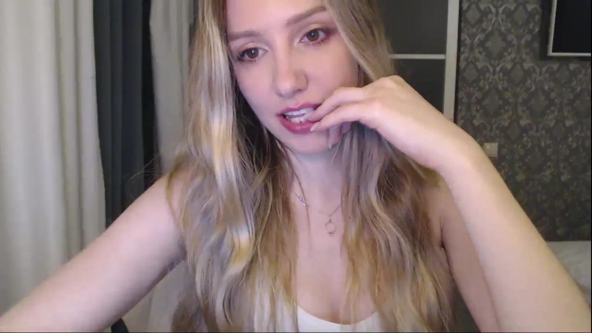 Gallery image thumbnail from Goddessblessu's myfreecams stream on, 08/10/2025, 20:31 image 5 of 20