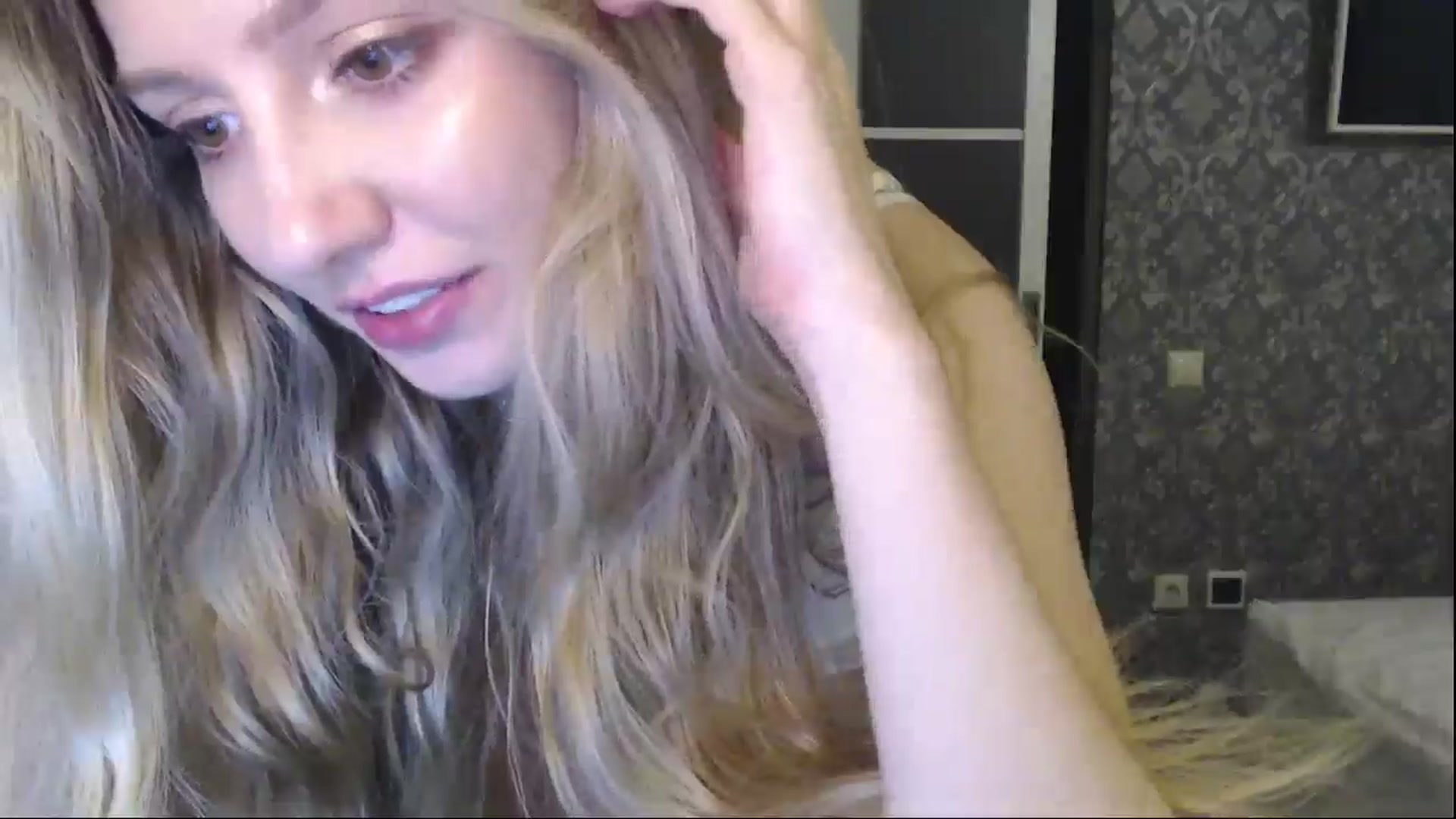 Gallery image thumbnail from Goddessblessu's myfreecams stream on, 08/10/2025, 20:31 image 16 of 20
