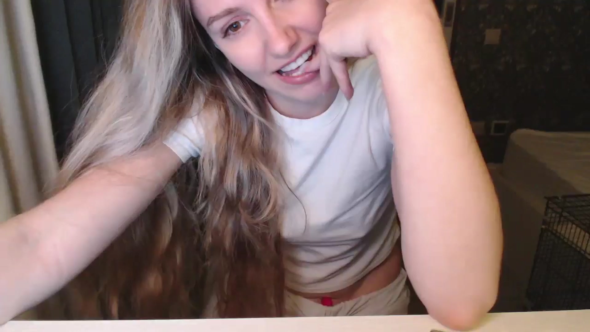 Gallery image thumbnail from Goddessblessu's myfreecams stream on, 08/19/2025, 19:56 image 5 of 20