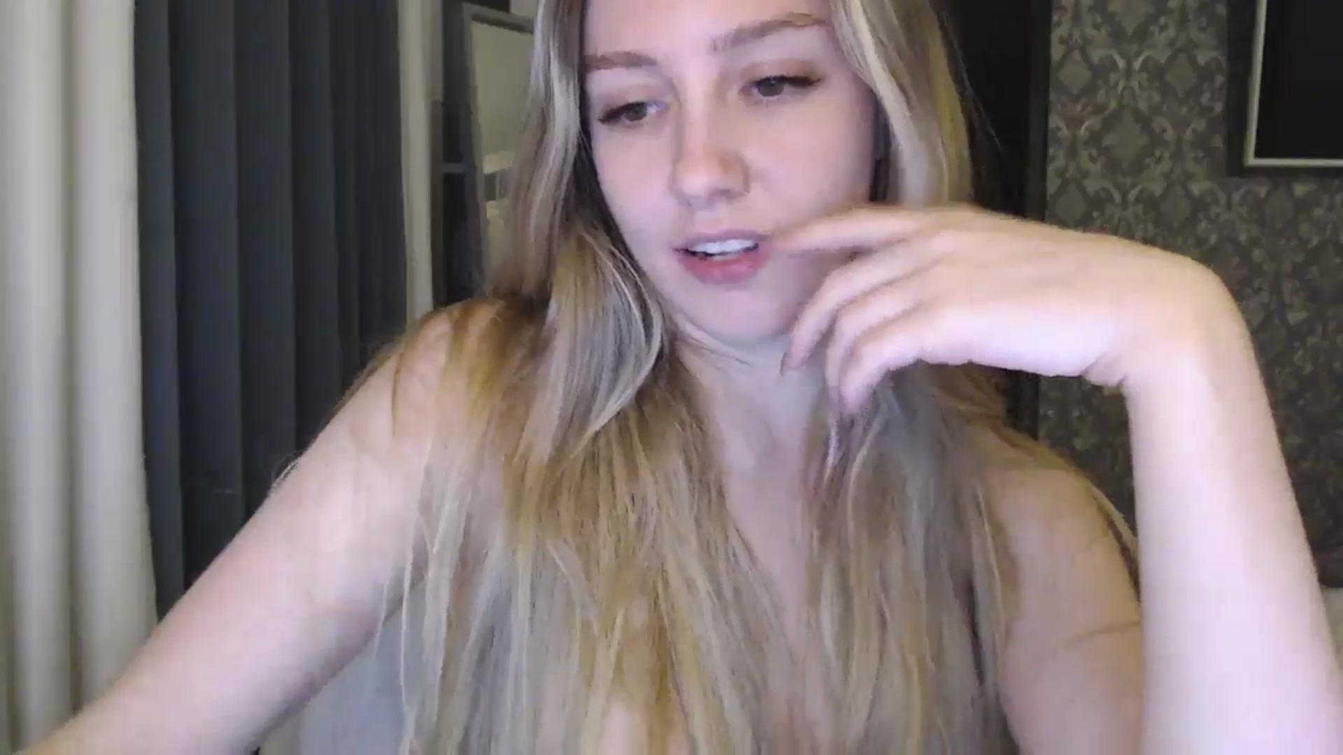 Gallery image thumbnail from Goddessblessu's myfreecams stream on, 08/28/2025, 19:22 image 10 of 20