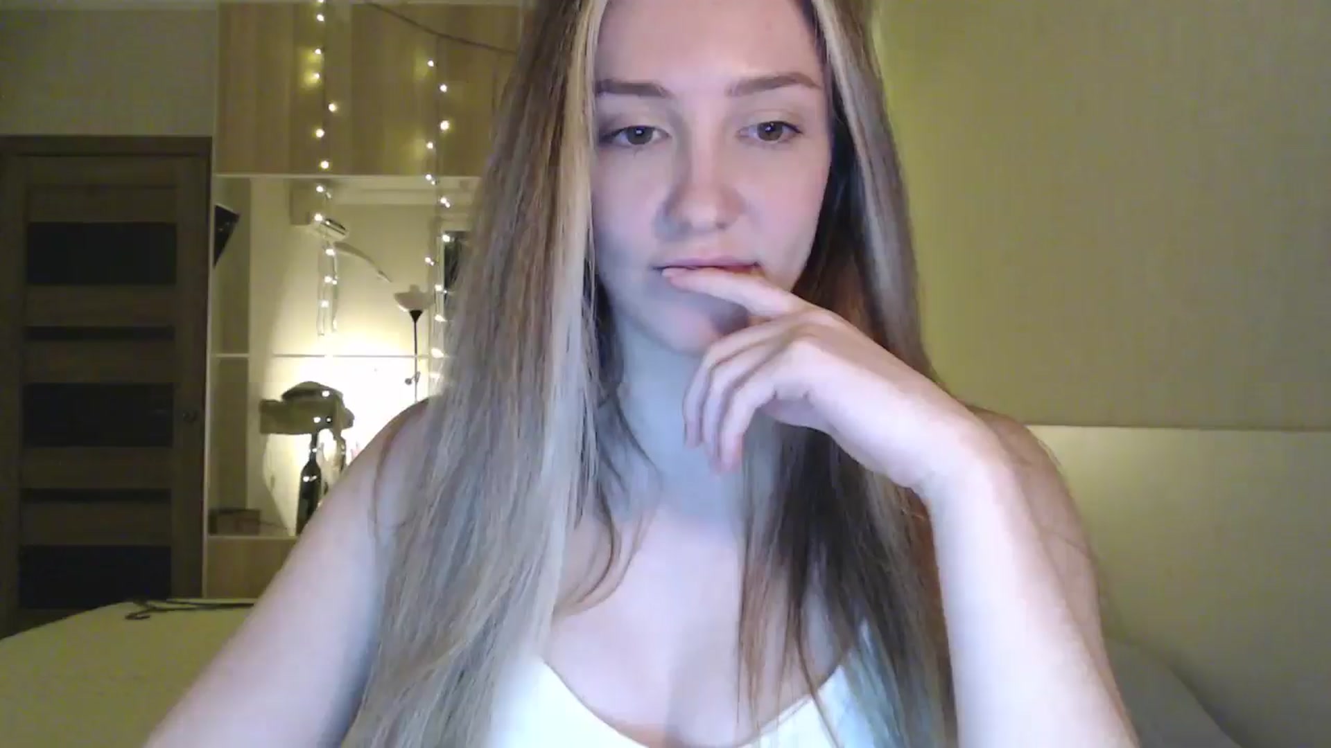 Gallery image thumbnail from Goddessblessu's myfreecams stream on, 09/25/2025, 17:07 image 1 of 20