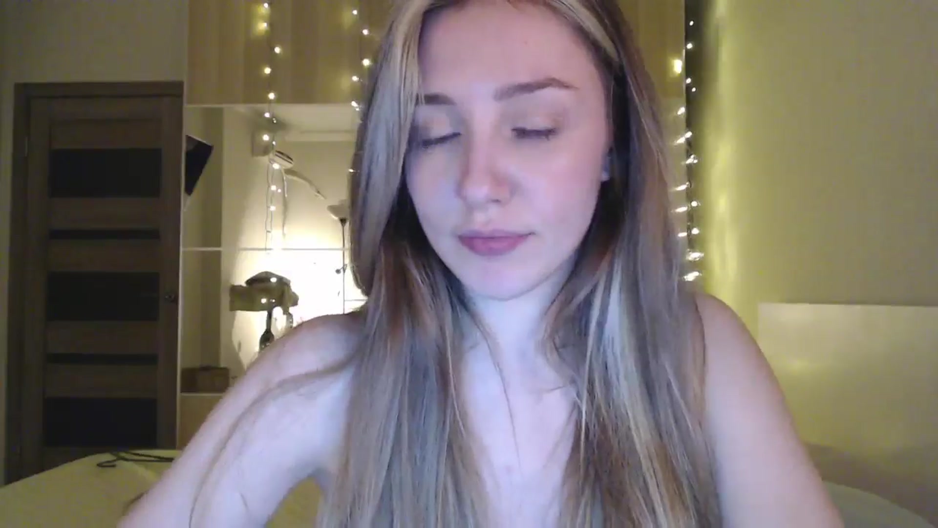 Gallery image thumbnail from Goddessblessu's myfreecams stream on, 09/25/2025, 17:07 image 14 of 20