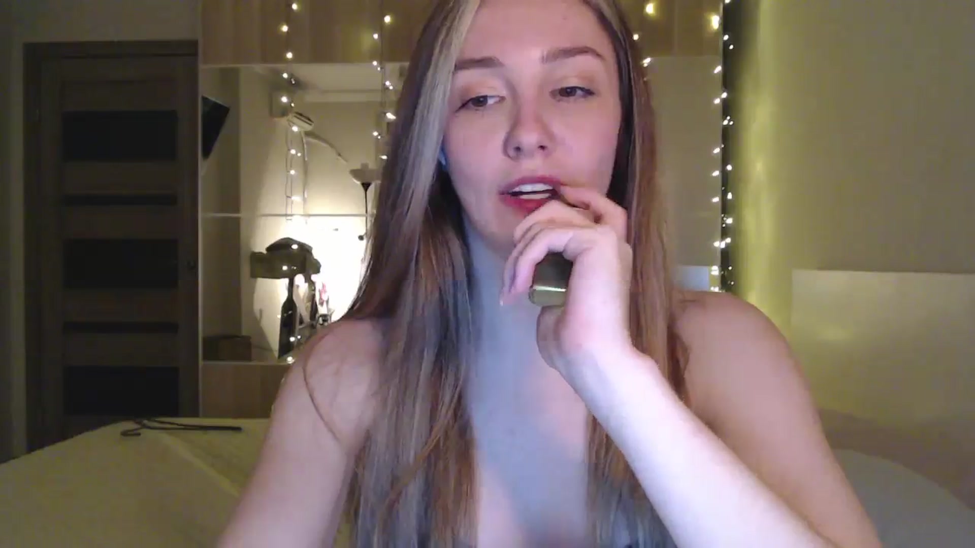 Gallery image thumbnail from Goddessblessu's myfreecams stream on, 09/25/2025, 17:07 image 16 of 20