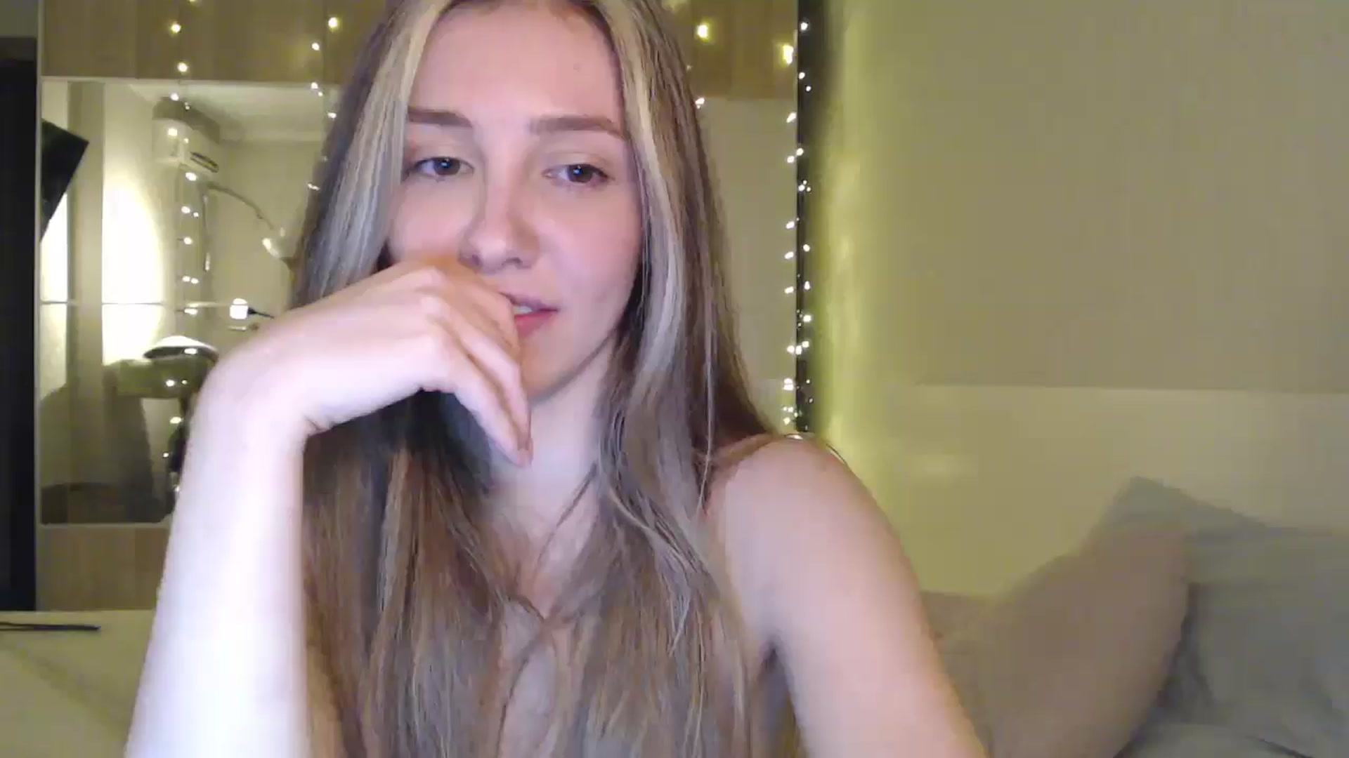 Gallery image thumbnail from Goddessblessu's myfreecams stream on, 09/25/2025, 18:45 image 19 of 20