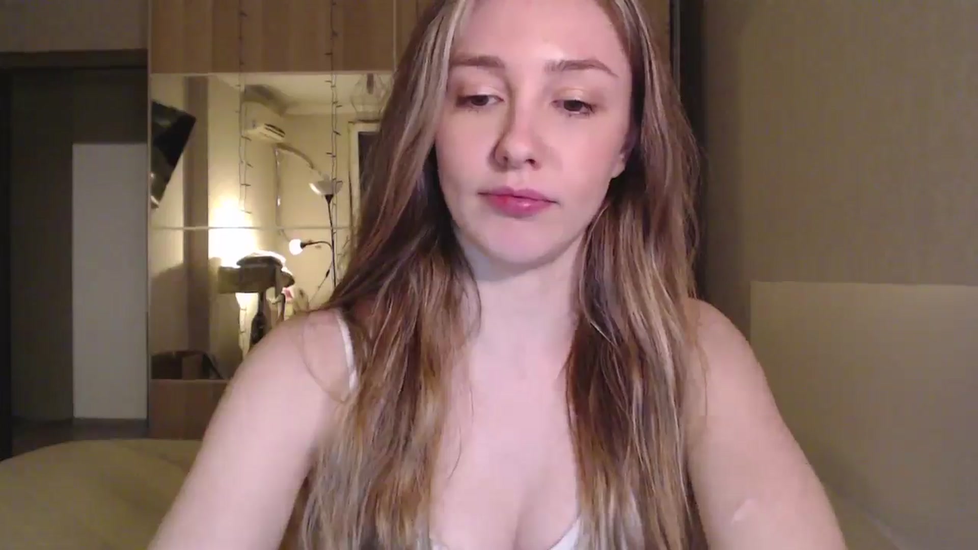 Gallery image thumbnail from Goddessblessu's myfreecams stream on, 10/05/2025, 18:28 image 10 of 20
