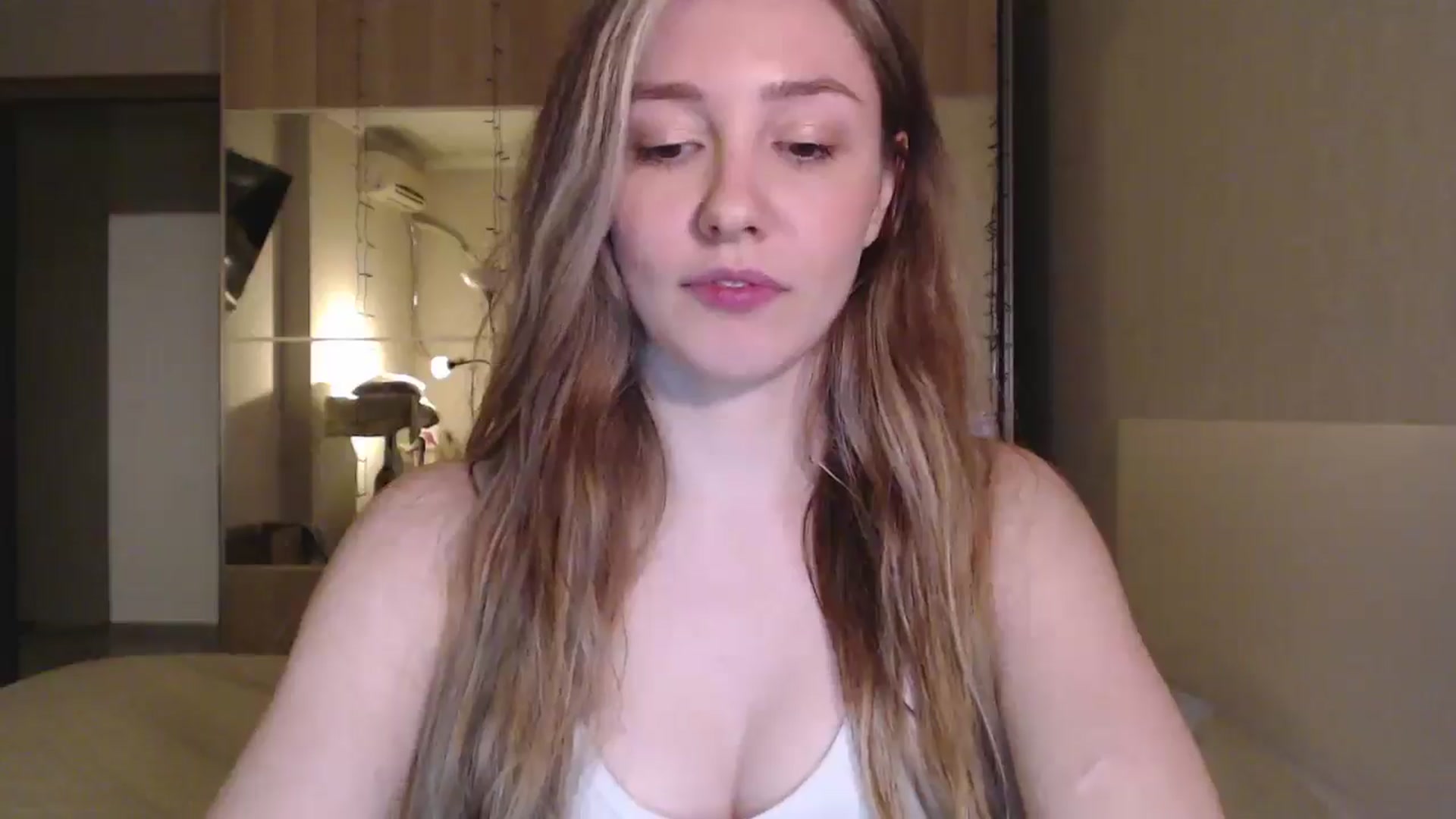 Gallery image thumbnail from Goddessblessu's myfreecams stream on, 10/05/2025, 18:28 image 14 of 20