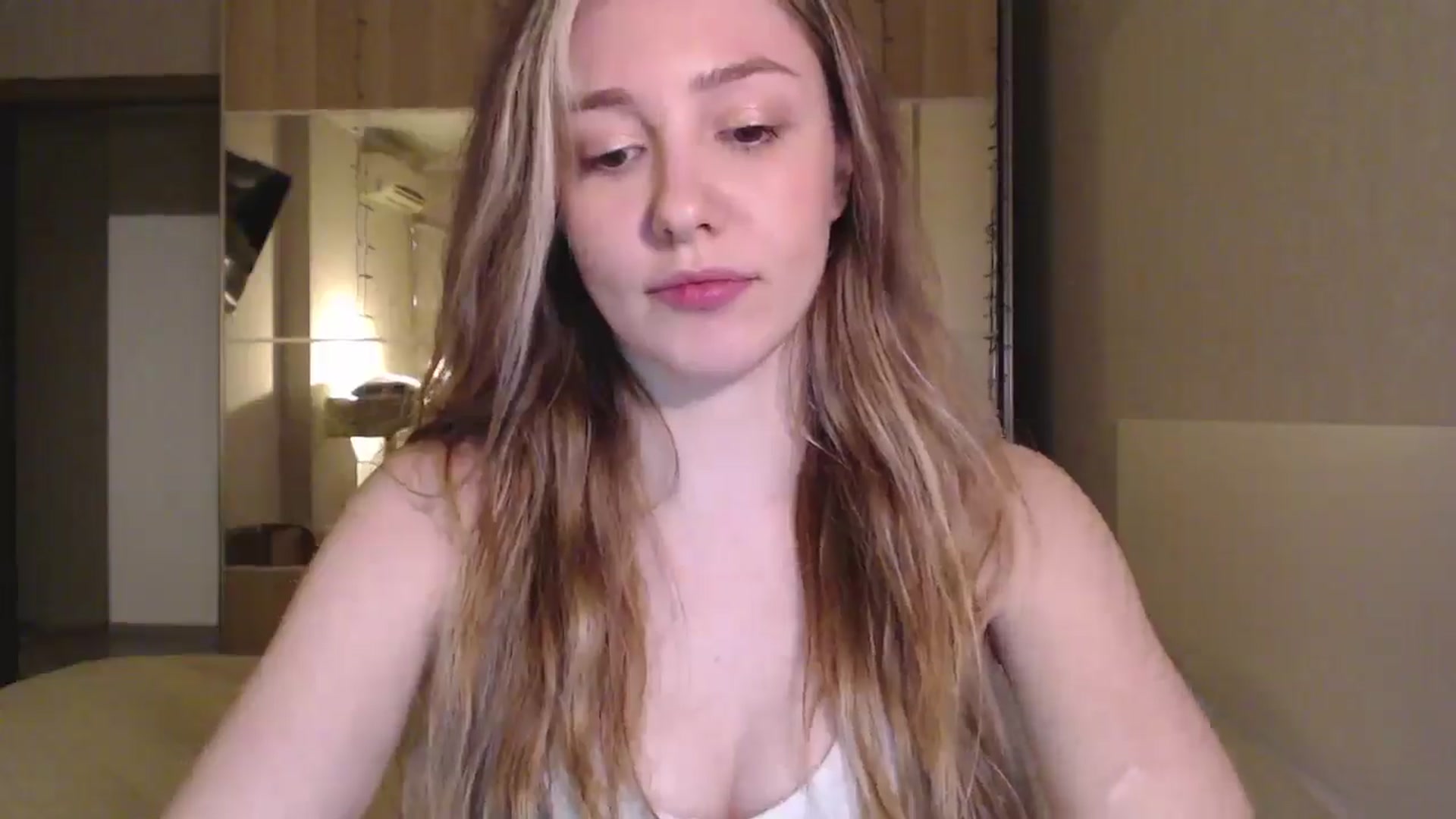 Gallery image thumbnail from Goddessblessu's myfreecams stream on, 10/05/2025, 18:28 image 12 of 20