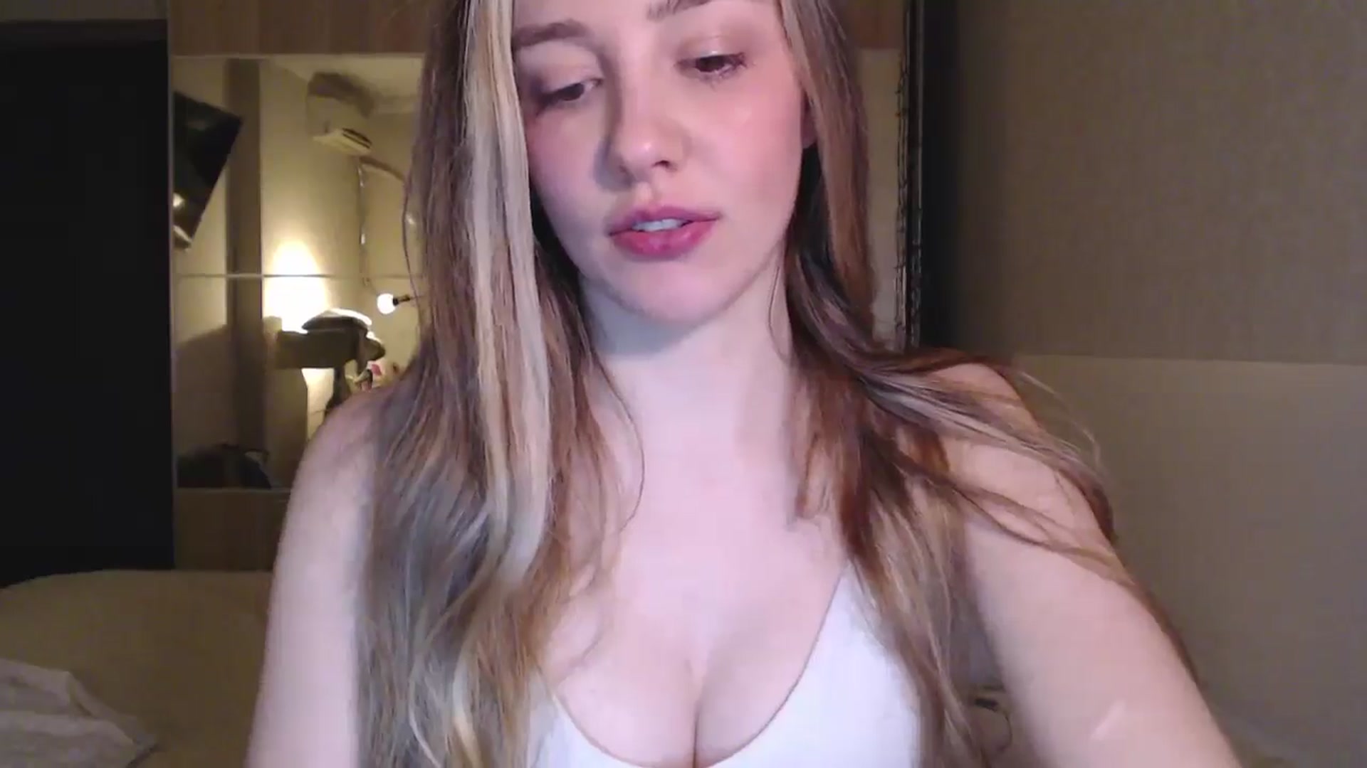 Gallery image thumbnail from Goddessblessu's myfreecams stream on, 10/07/2025, 18:02 image 20 of 20