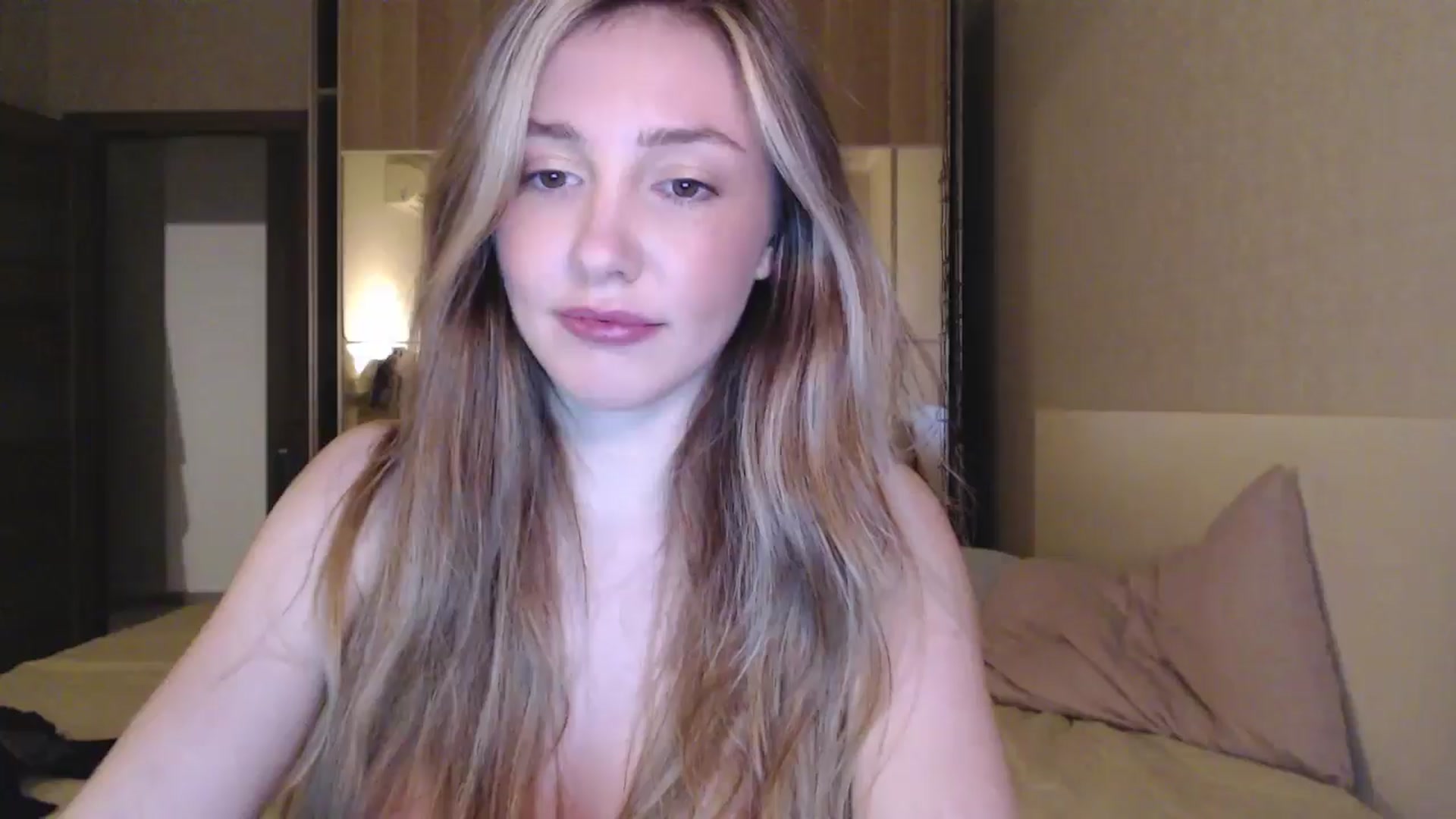 Gallery image thumbnail from Goddessblessu's myfreecams stream on, 10/10/2025, 18:03 image 7 of 20