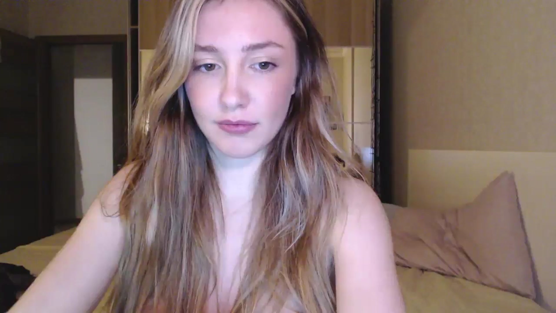 Gallery image thumbnail from Goddessblessu's myfreecams stream on, 10/10/2025, 18:03 image 8 of 20