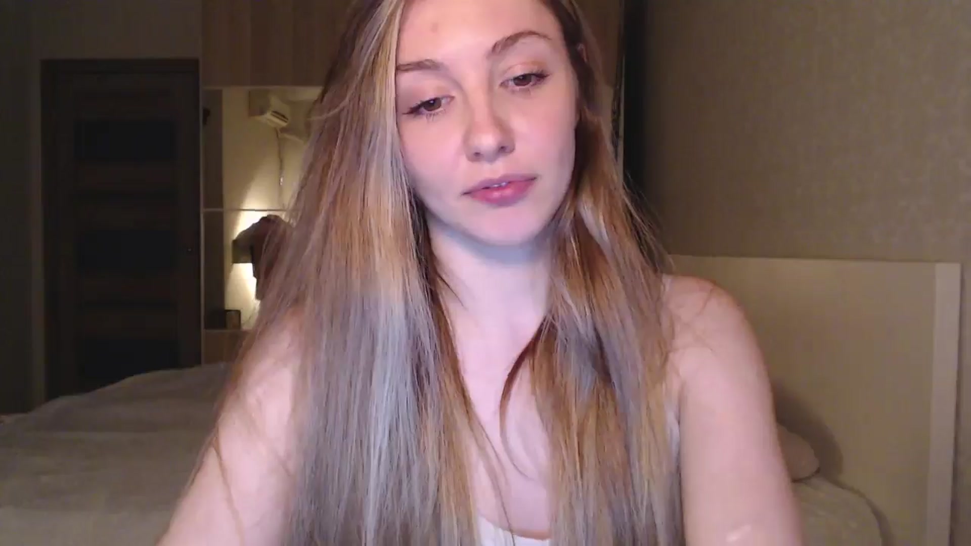 Gallery image thumbnail from Goddessblessu's myfreecams stream on, 11/06/2025, 19:55 image 10 of 20