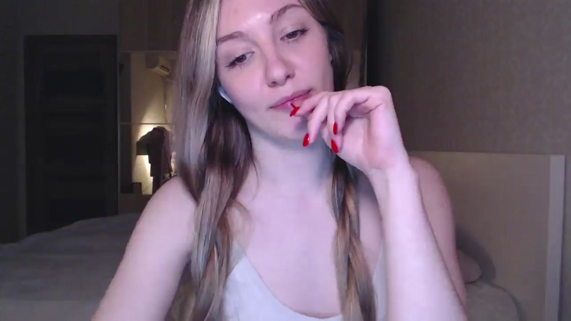 Gallery image thumbnail from Goddessblessu's myfreecams stream on, 11/06/2025, 19:55 image 2 of 20