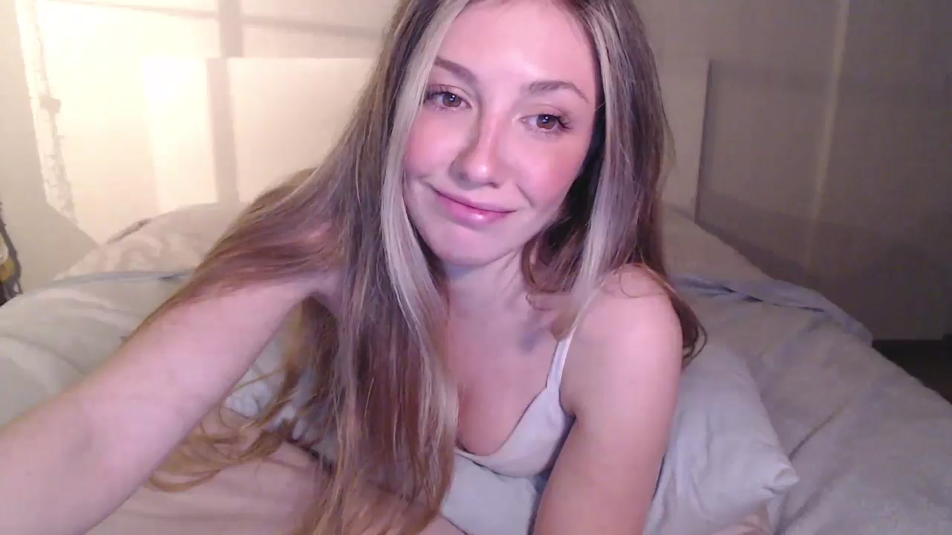 Gallery image thumbnail from Goddessblessu's myfreecams stream on, 11/13/2025, 20:23 image 8 of 20