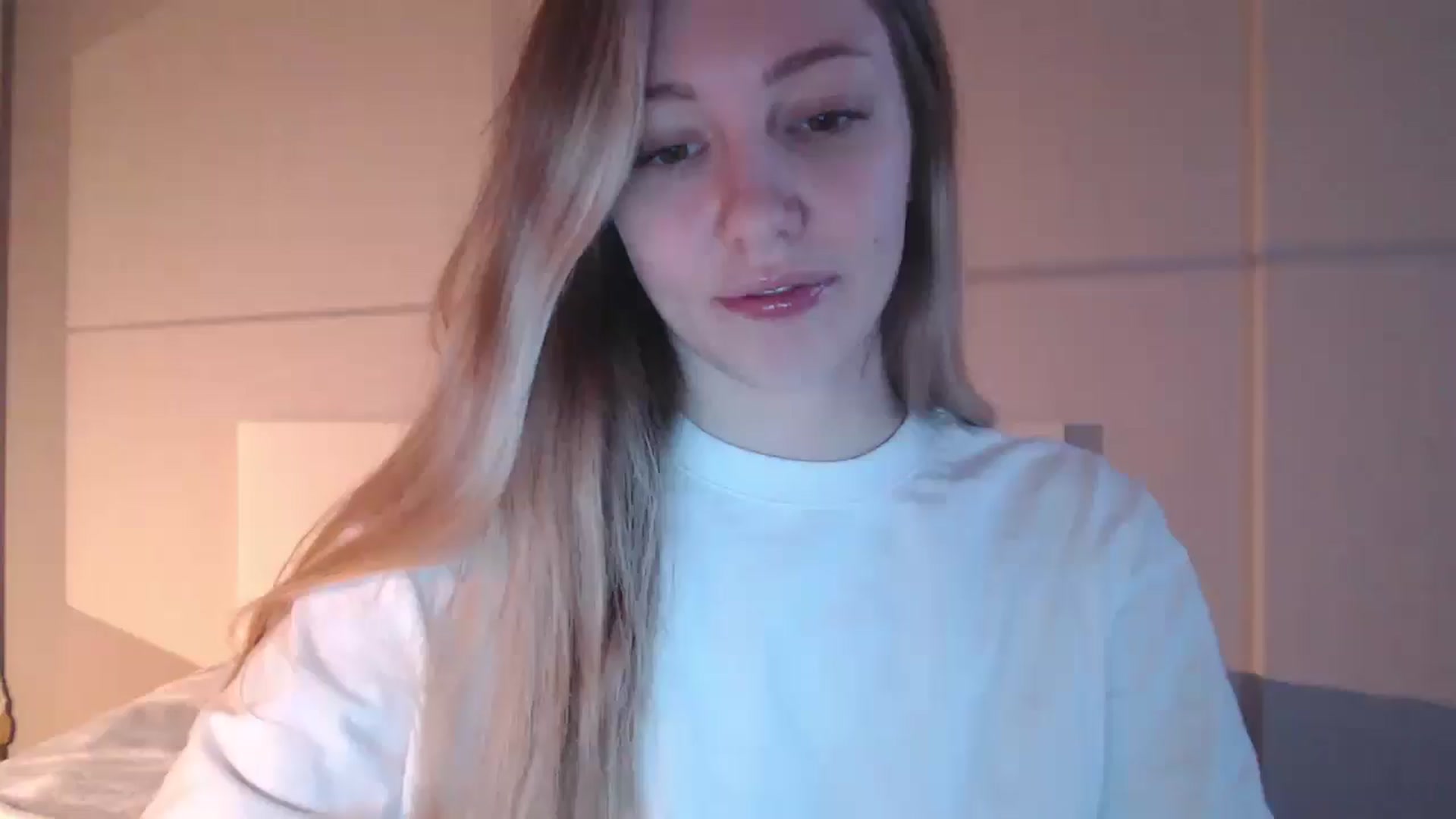 Gallery image thumbnail from Goddessblessu's myfreecams stream on, 12/09/2025, 13:47 image 7 of 20