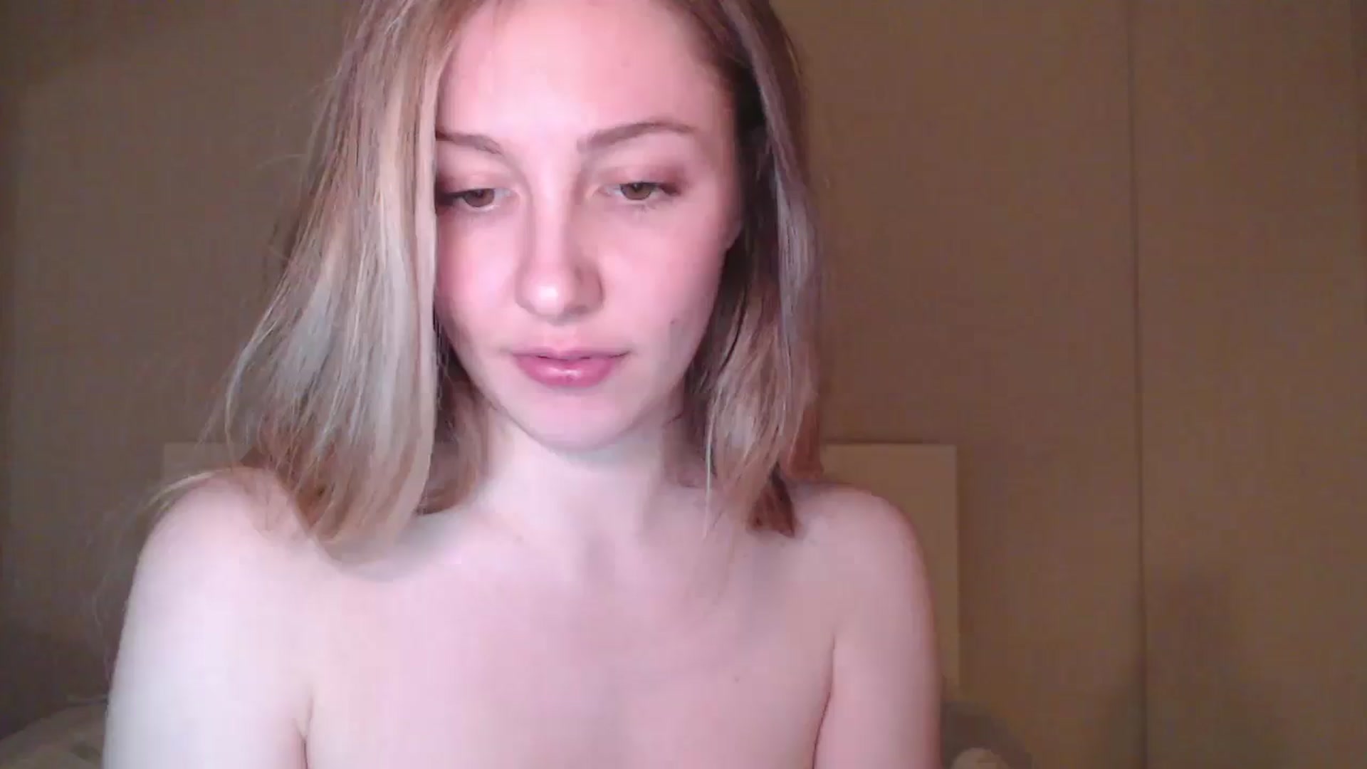 Gallery image thumbnail from Goddessblessu's myfreecams stream on, 12/17/2025, 19:14 image 15 of 20
