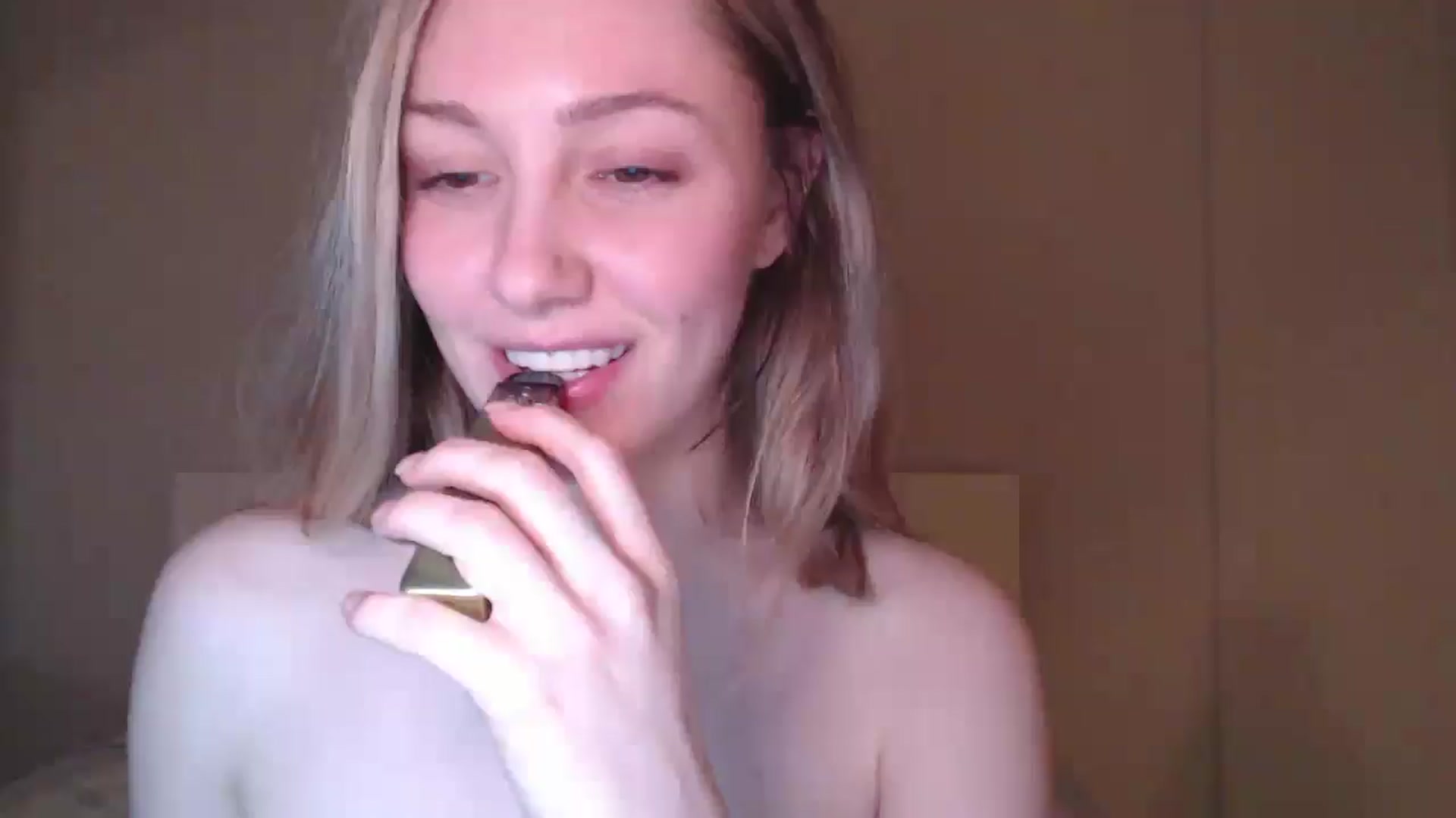Gallery image thumbnail from Goddessblessu's myfreecams stream on, 12/17/2025, 19:14 image 9 of 20