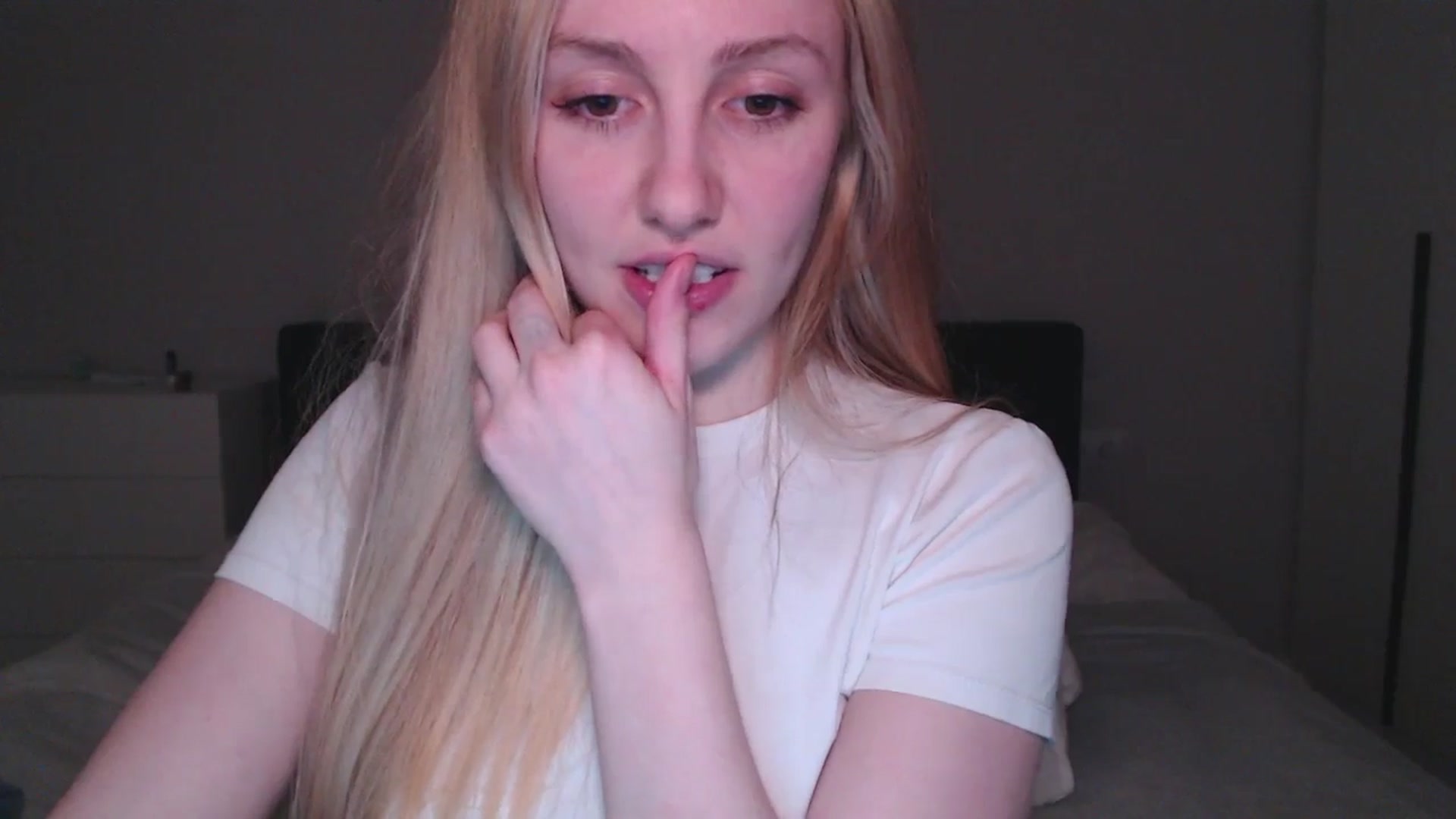 Gallery image thumbnail from Goddessblessu's myfreecams stream on, 02/20/2026, 18:09 image 7 of 20