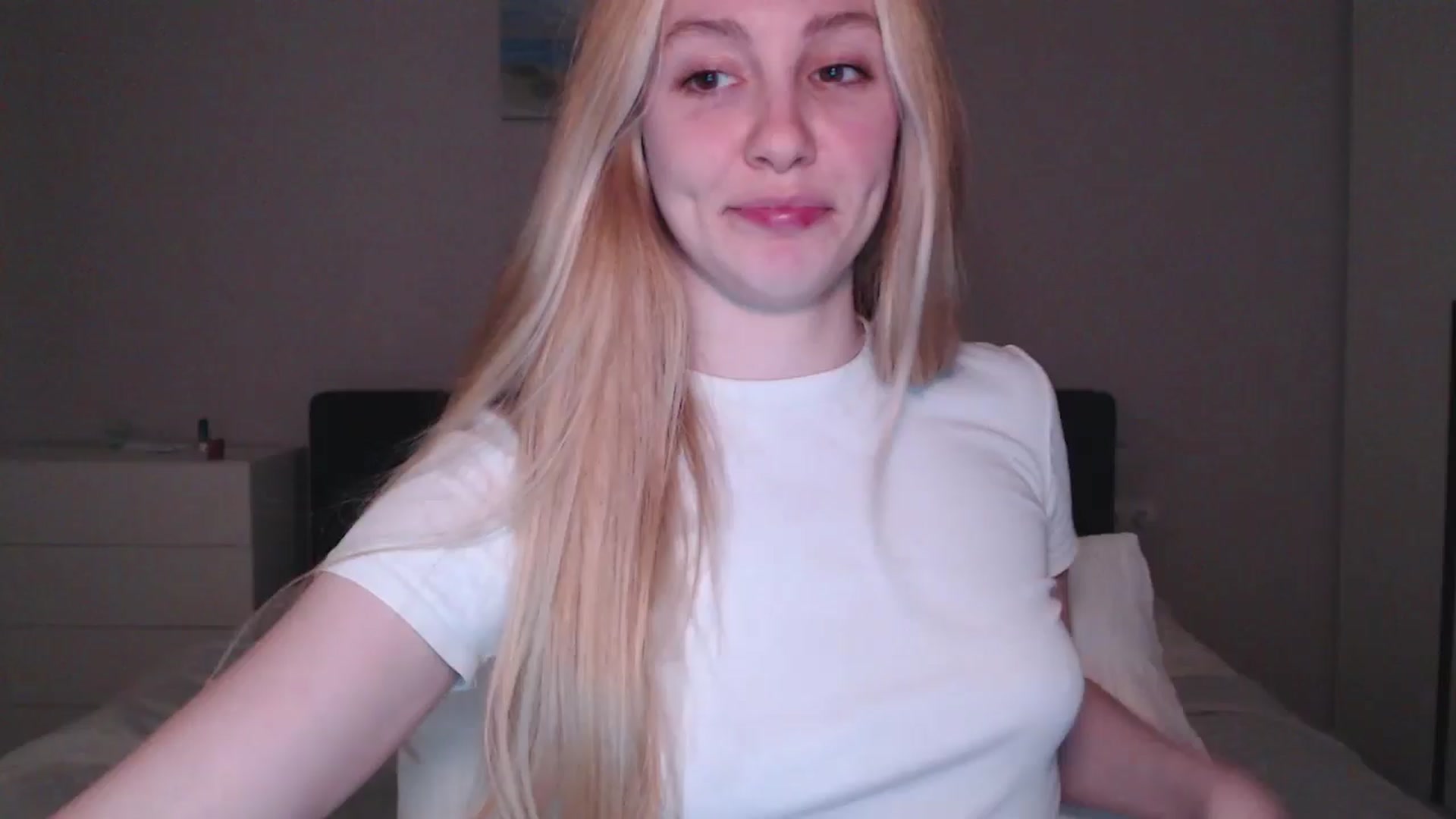 Gallery image thumbnail from Goddessblessu's myfreecams stream on, 02/20/2026, 18:09 image 1 of 20