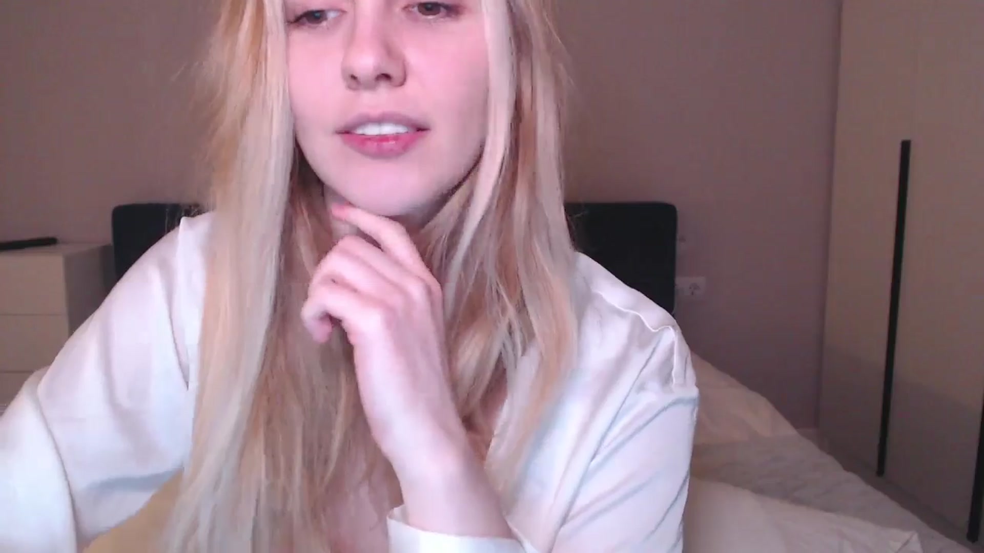 Gallery image thumbnail from Goddessblessu's myfreecams stream on, 03/06/2026, 16:46 image 18 of 20