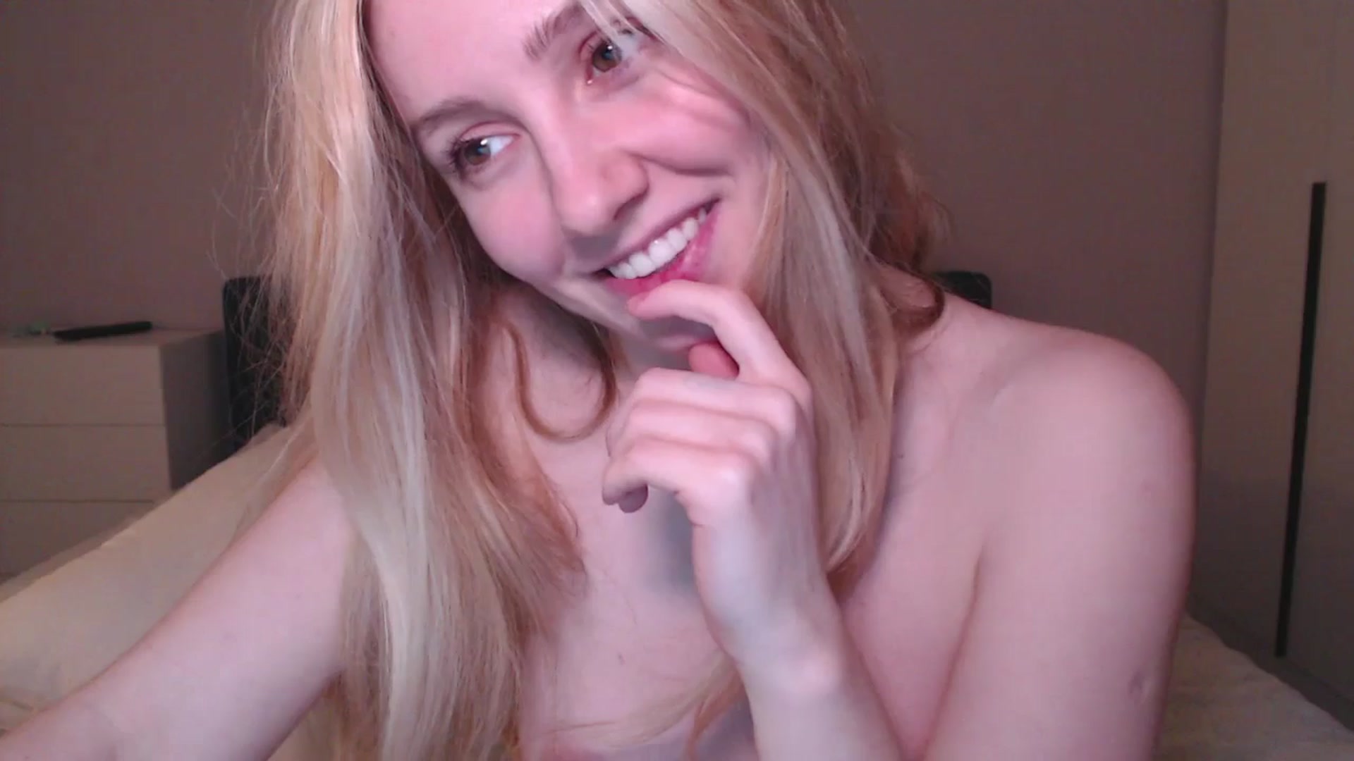 Gallery image thumbnail from Goddessblessu's myfreecams stream on, 03/06/2026, 16:46 image 14 of 20