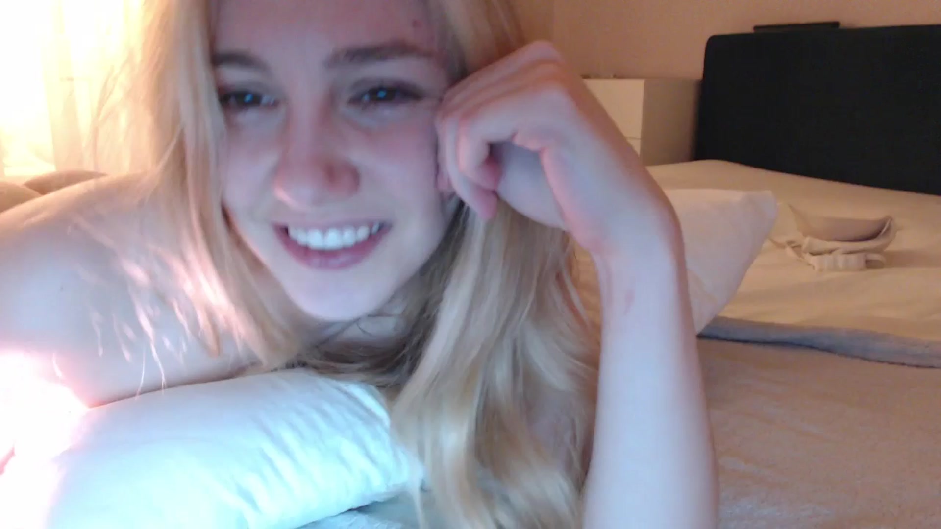 Gallery image thumbnail from Goddessblessu's myfreecams stream on, 05/10/2026, 21:17 image 19 of 20