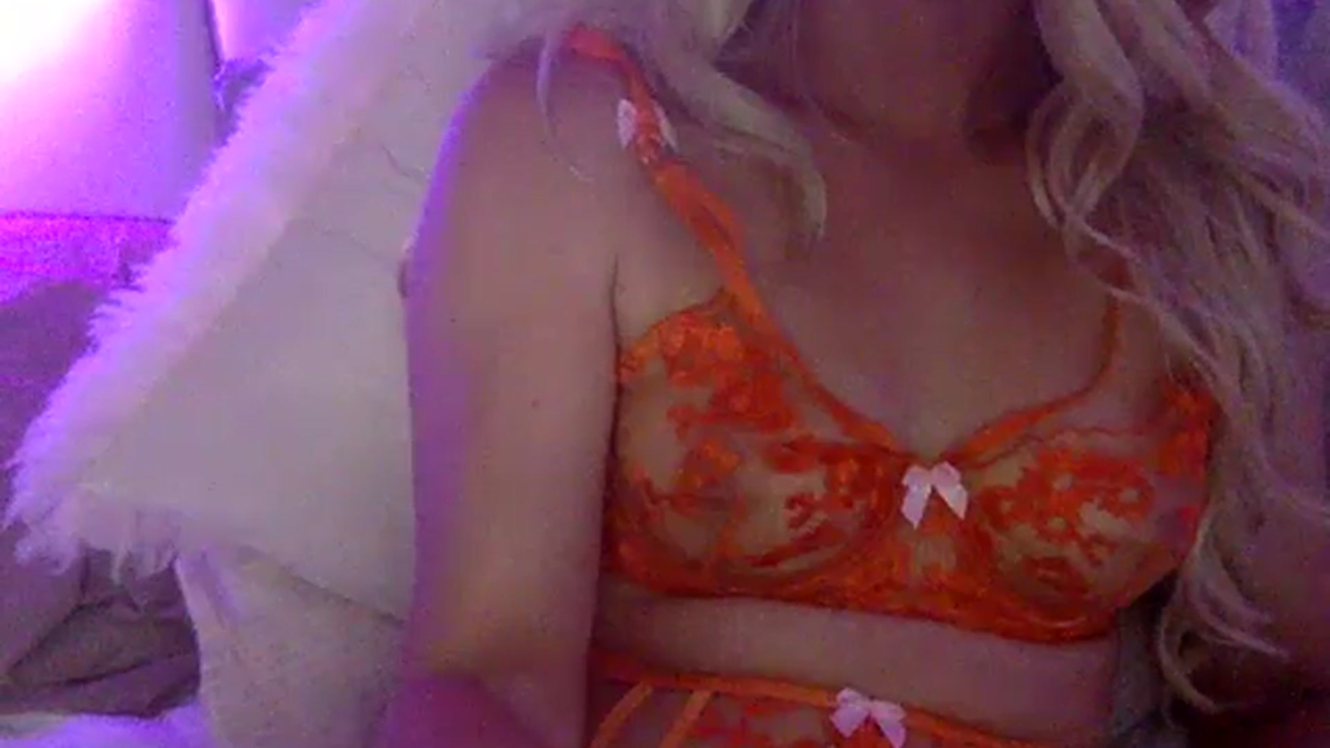 Gallery image thumbnail from Goddessemily's myfreecams stream on, 01/11/2025, 10:37 image 4 of 20