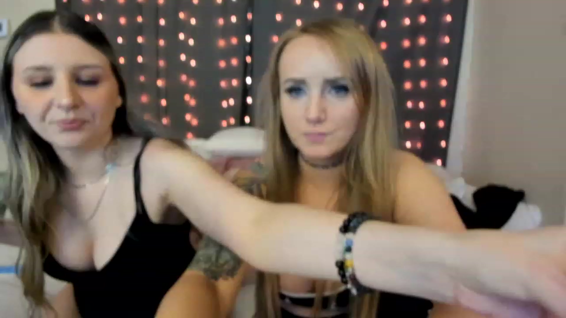 Gallery image thumbnail from Goddesslayaaa's myfreecams stream on, 05/10/2023, 08:39 image 5 of 20