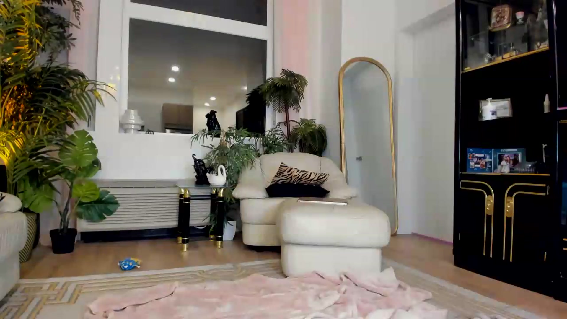 Gallery image thumbnail from Goddesslayaaa's myfreecams stream on, 08/27/2026, 08:53 image 16 of 20